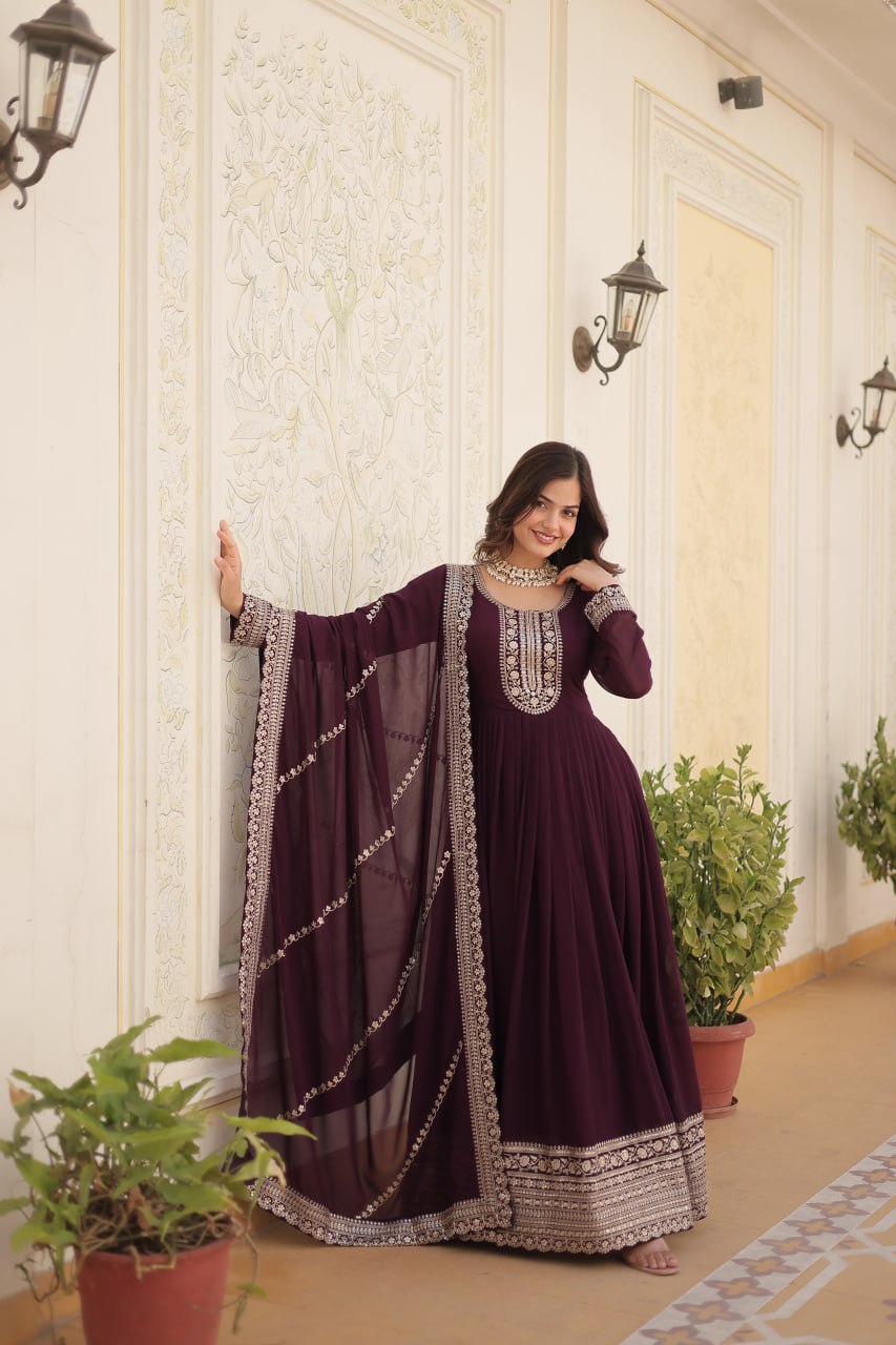 ELEGANT MAROON COLOR ANARKALI GOWN WITH FAUX BLOOMING DUPATTA