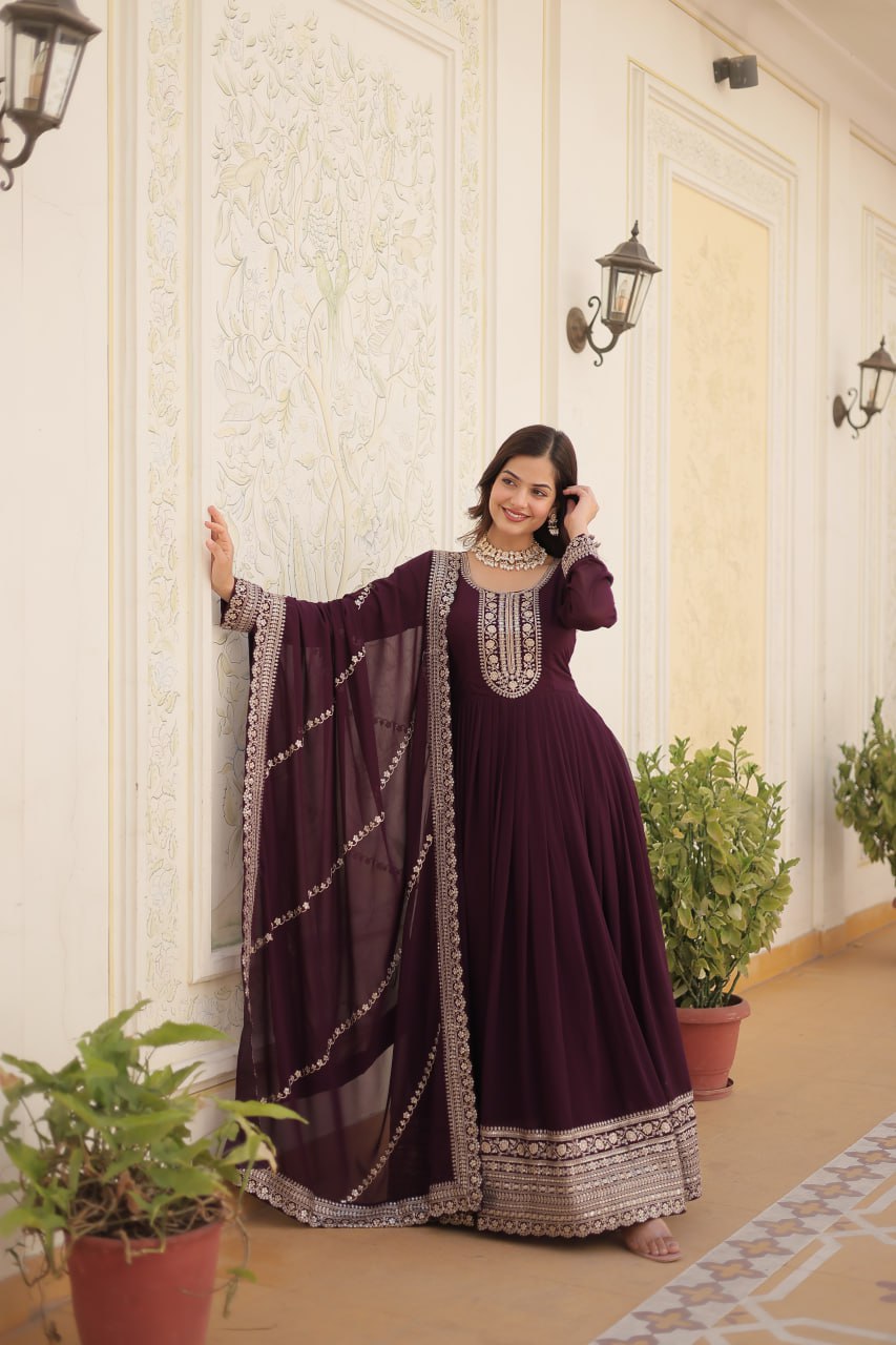 ELEGANT MAROON COLOR ANARKALI GOWN WITH FAUX BLOOMING DUPATTA