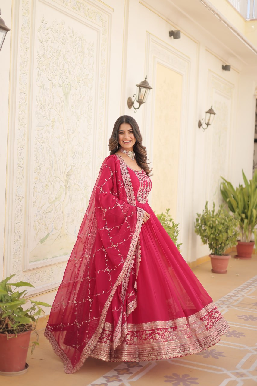 ELEGANT MAROON COLOR ANARKALI GOWN WITH FAUX BLOOMING DUPATTA
