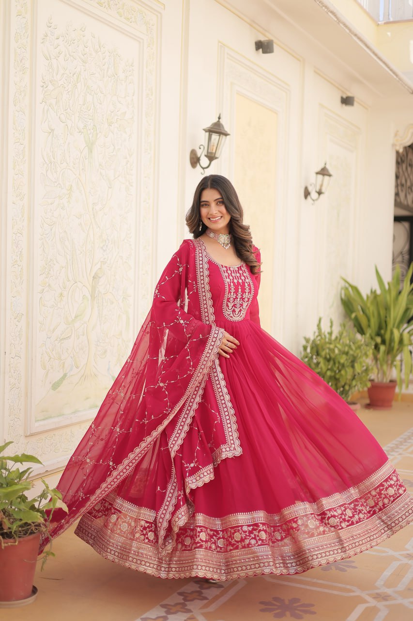 ELEGANT MAROON COLOR ANARKALI GOWN WITH FAUX BLOOMING DUPATTA