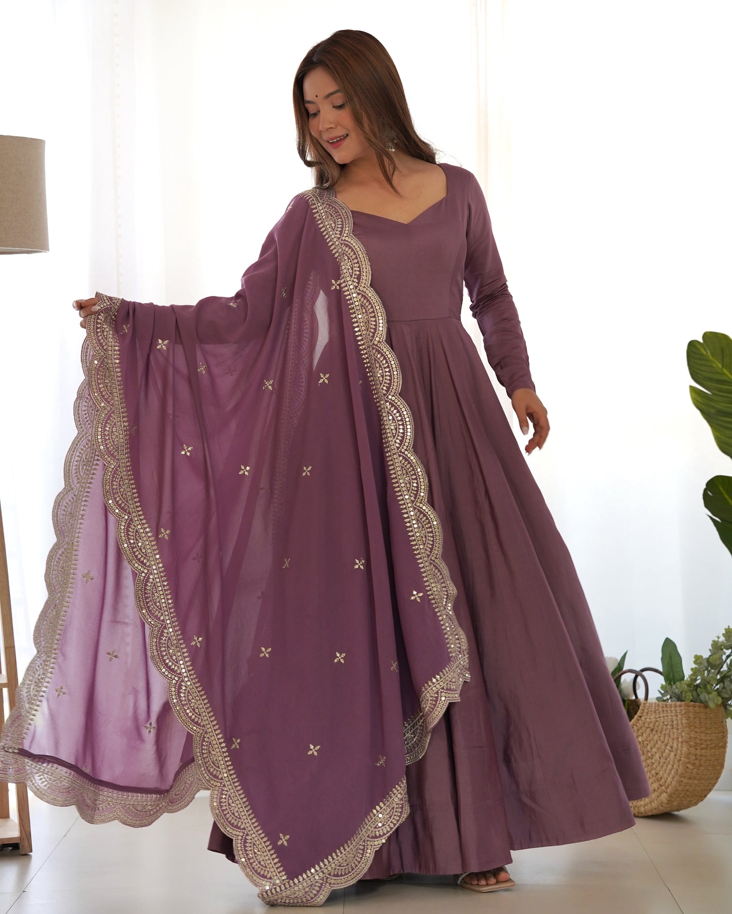 Mauve Pink Heavy pure Chanderi Romansilk 3pc Anarkali Gown Set