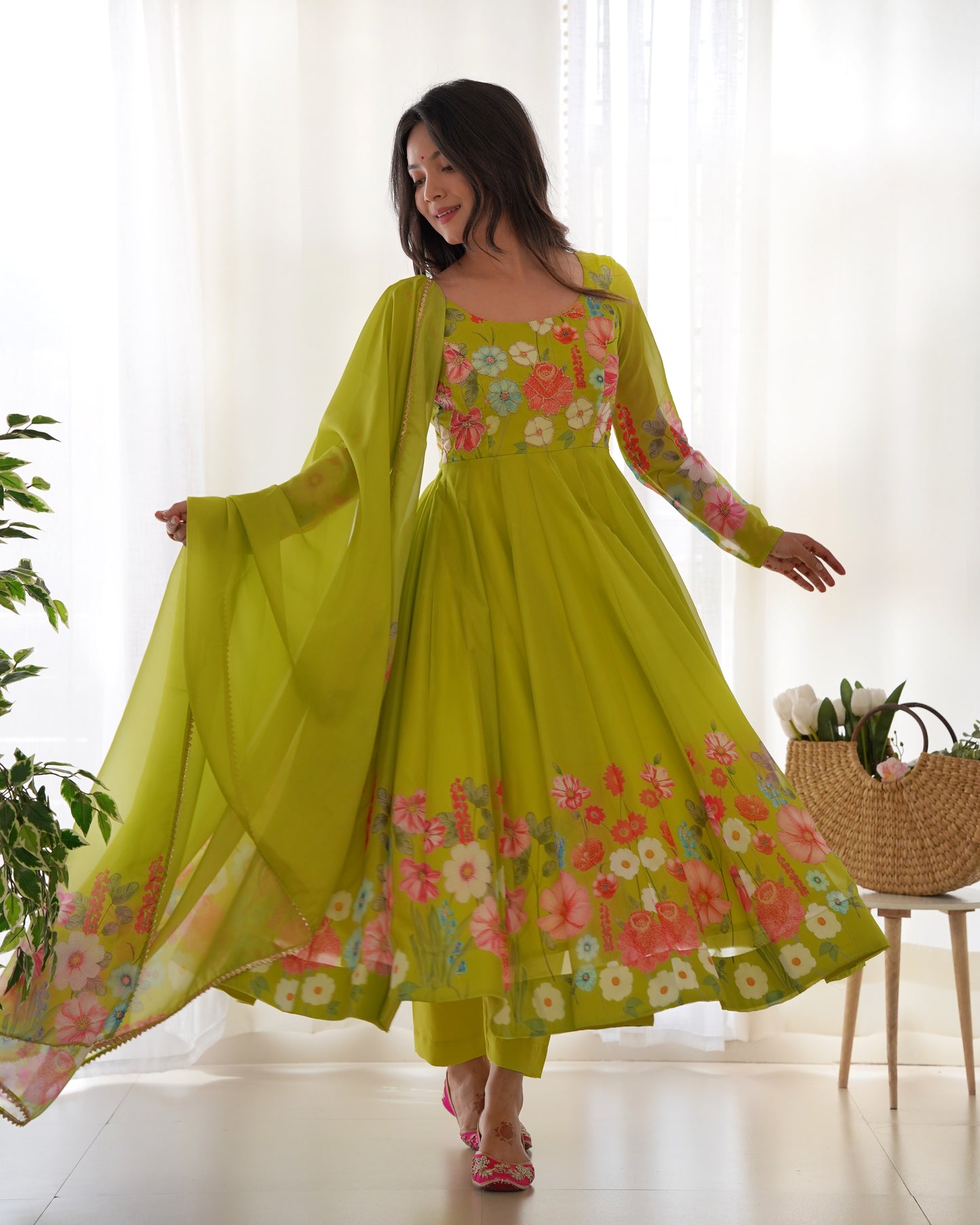 LIRIL COLOR FLORAL PRINT ORGANJA ANARKALI 3PC KURTA SET