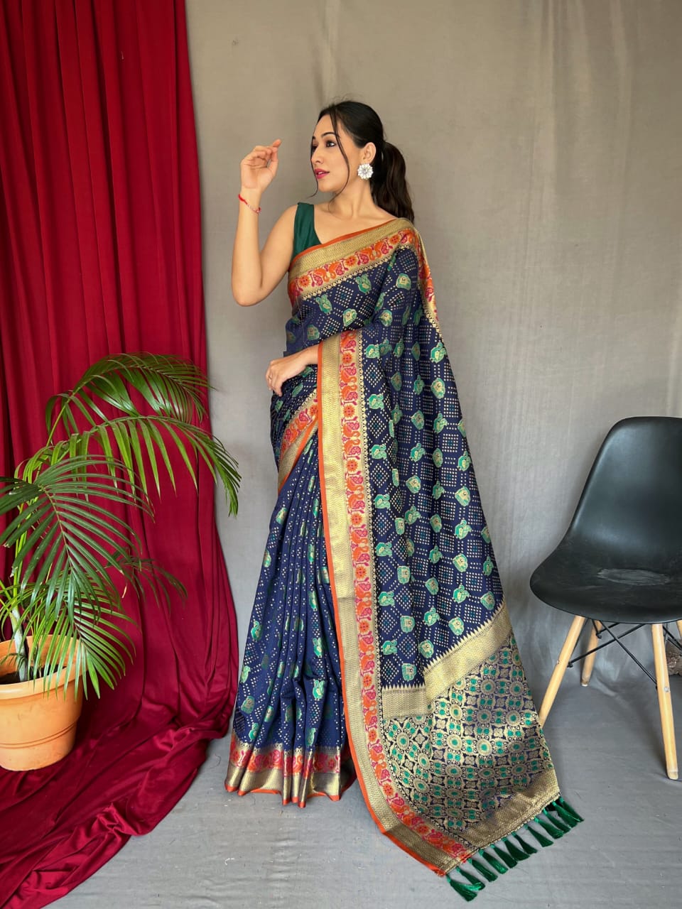 BEAUTIFUL ORANGE COLOR PURE KUTCHI PATOLA SILK SAREE