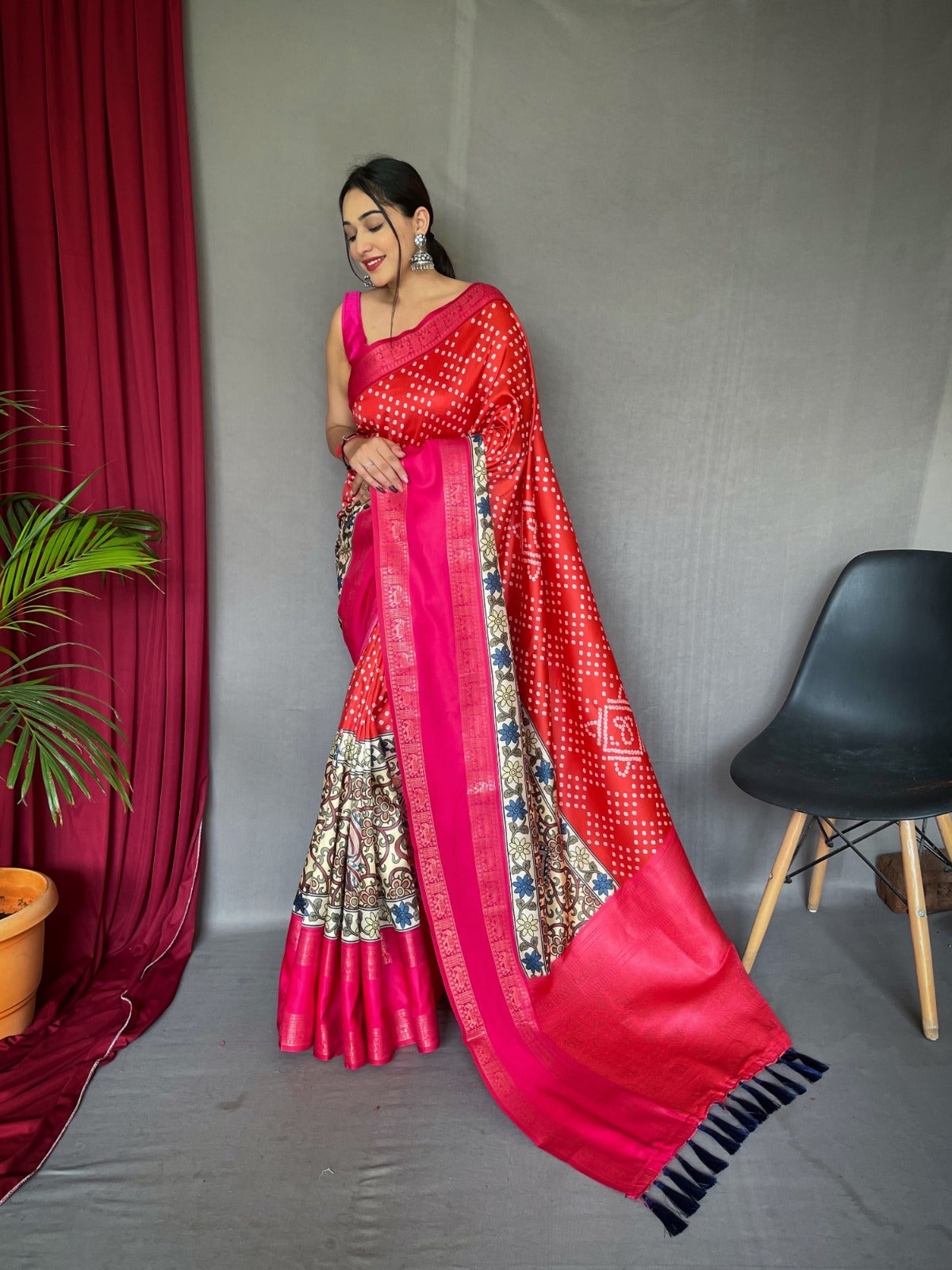 HERITAGE NAVY BLUE COLOR BANDHEJ WITH KALAMKARI FUSION SILK SAREE