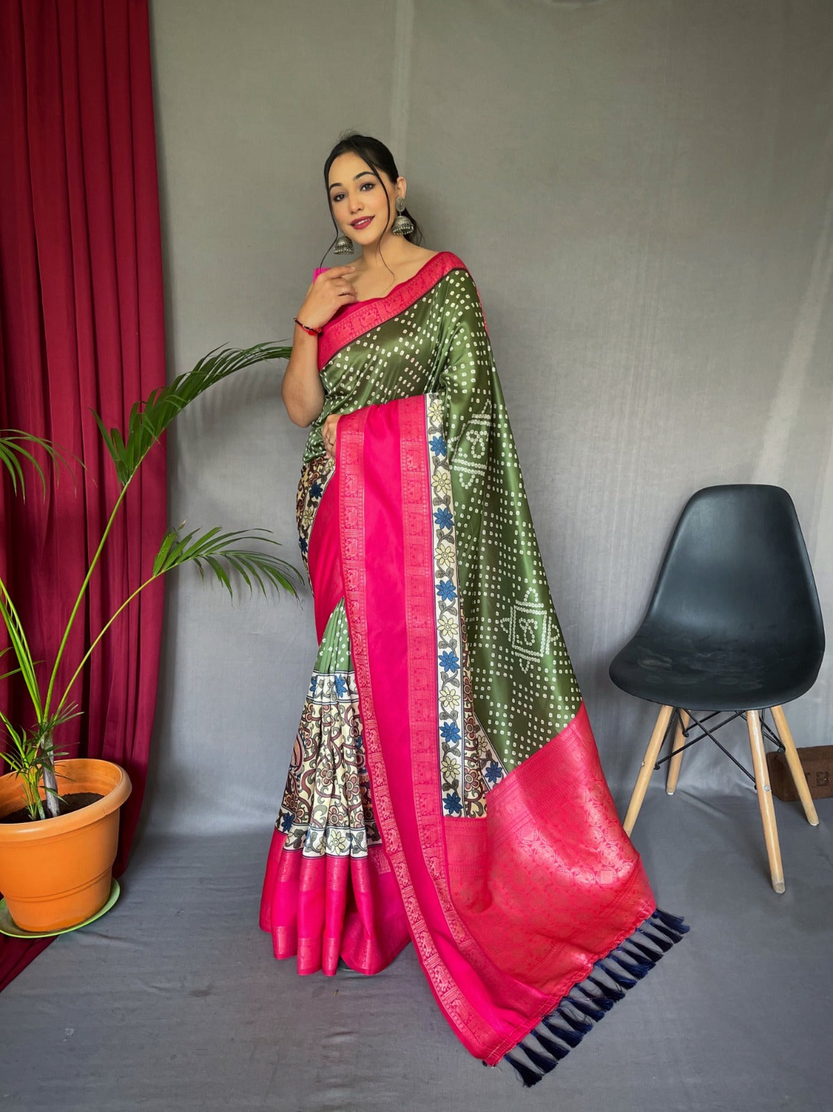 HERITAGE NAVY BLUE COLOR BANDHEJ WITH KALAMKARI FUSION SILK SAREE