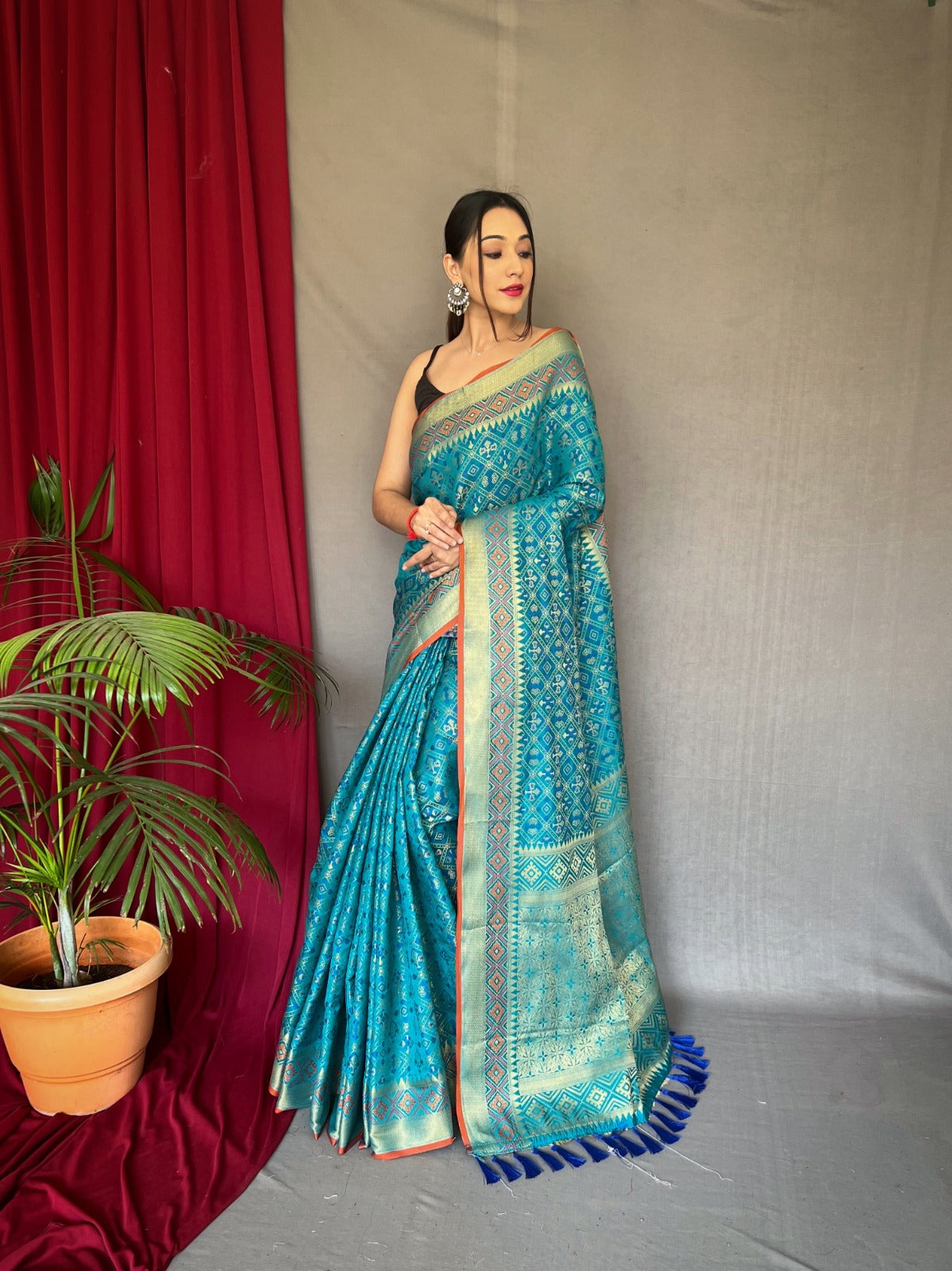 MEENAKARI WORK DEEP PINK COLOR PURE PATOLA SILK SAREE