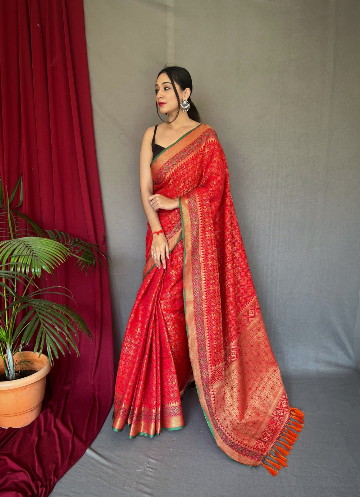 MEENAKARI WORK DEEP PINK COLOR PURE PATOLA SILK SAREE