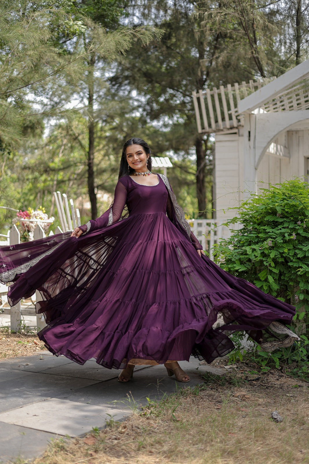 WINE BLOOMING GOWN