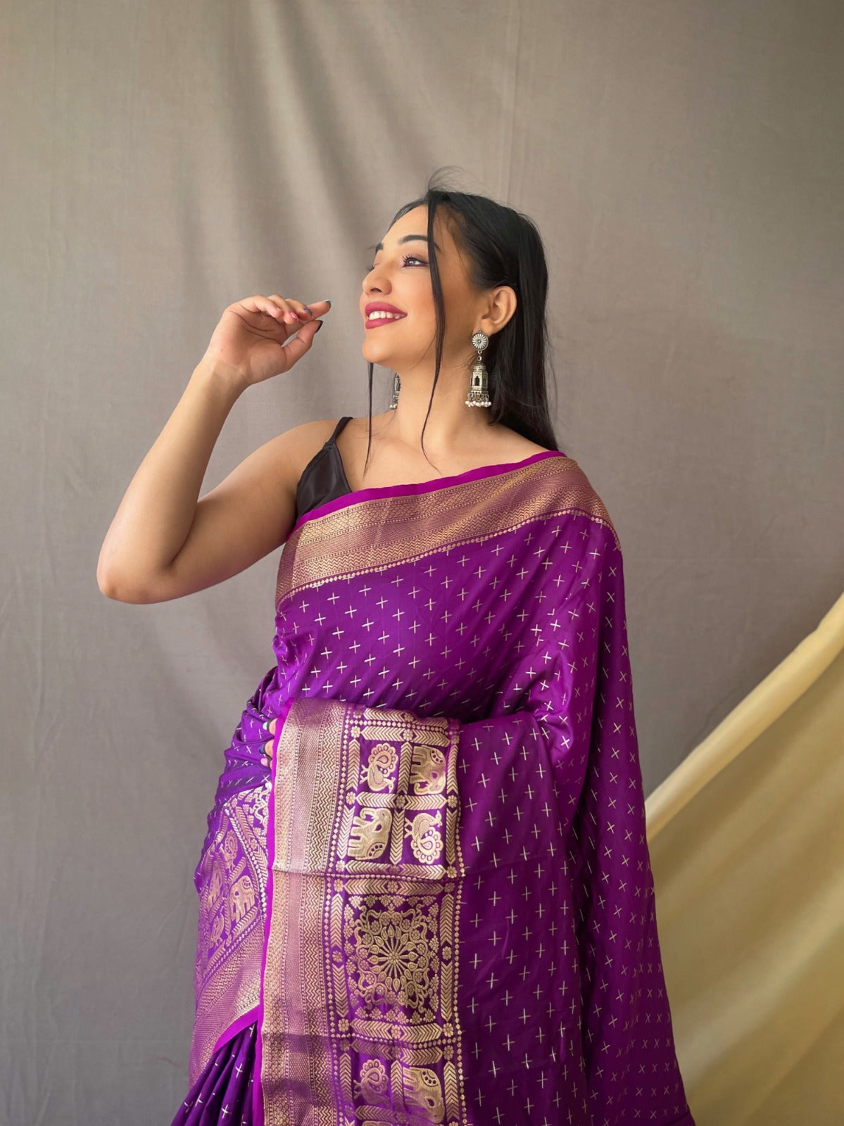 MAROON COLOR HEAVY JACQUARD & SMALL MOTIFS SILK SAREE