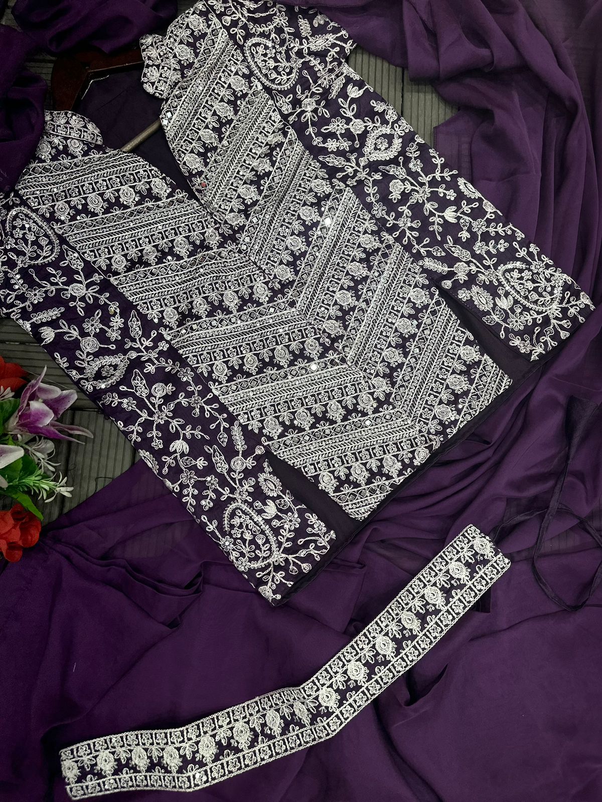 TRENDING FULL KOTI SAREE