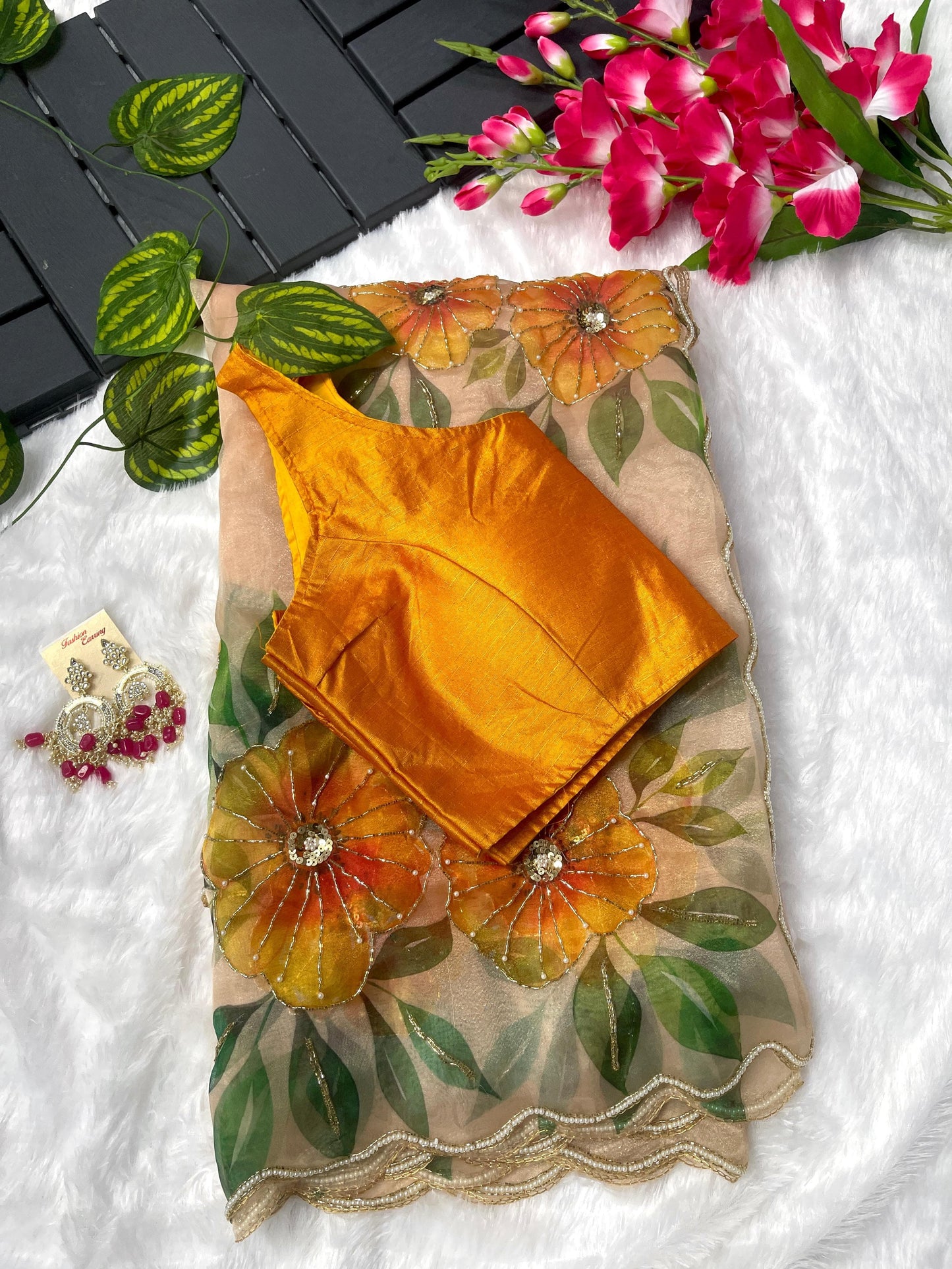WHITE COLOR HAND KHATALI PRINT SOFT ORGANJA SILK SAREE