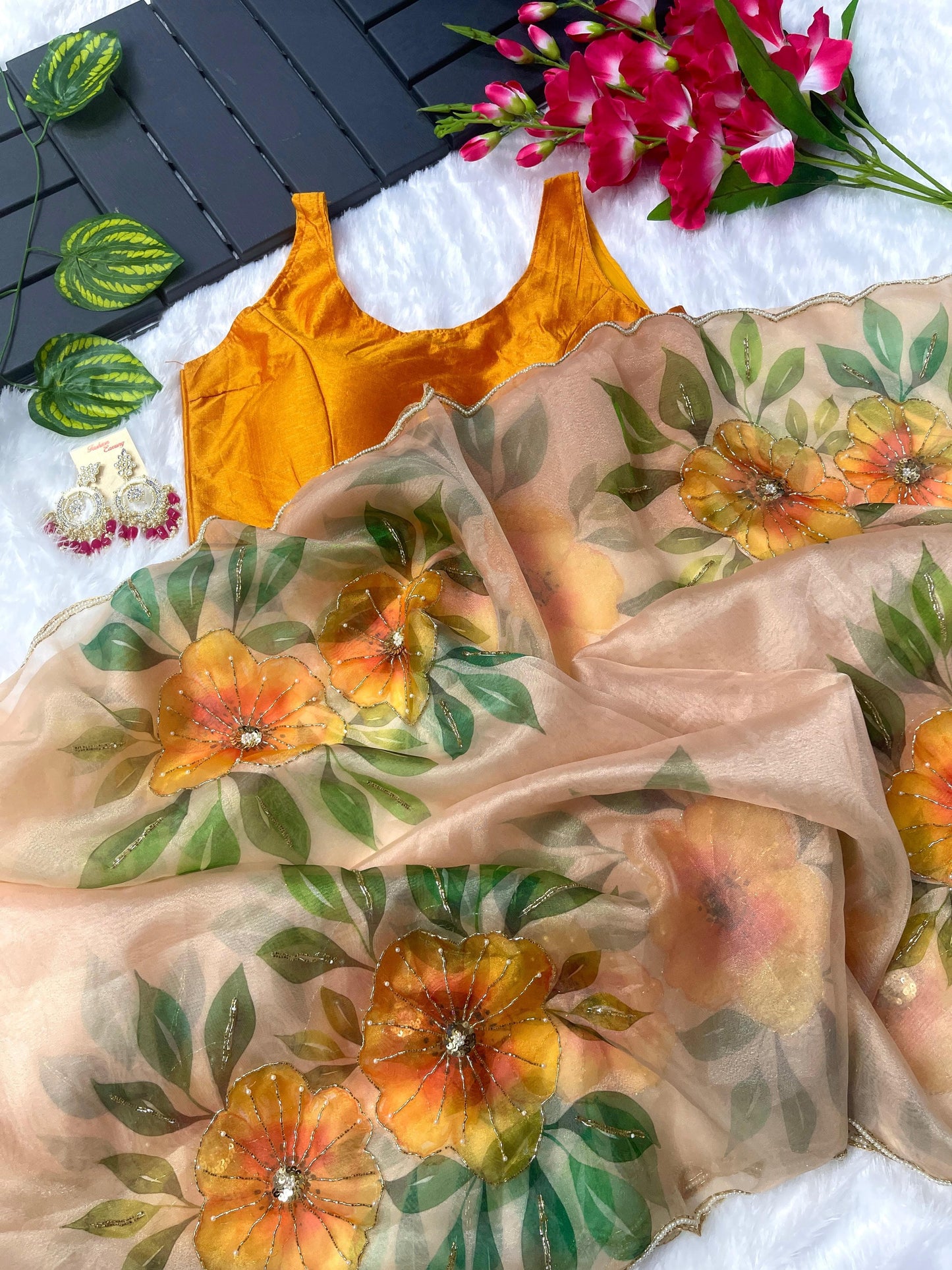 WHITE COLOR HAND KHATALI PRINT SOFT ORGANJA SILK SAREE