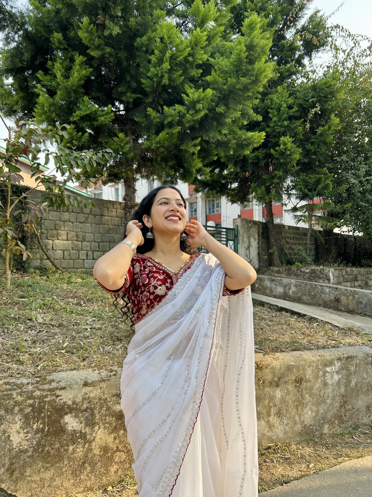 WHITE PURE SOFT ZIMMY CHOO EMBROIDERY WORK SAREE