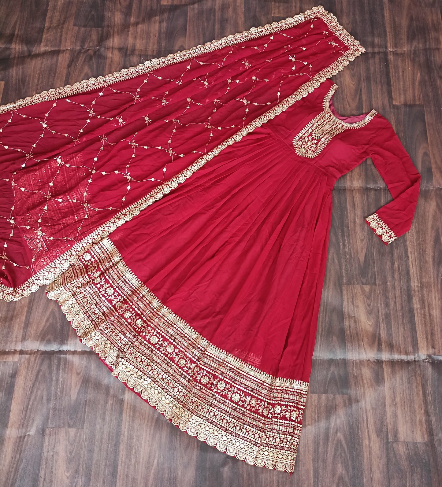 ELEGANT MAROON COLOR ANARKALI GOWN WITH FAUX BLOOMING DUPATTA