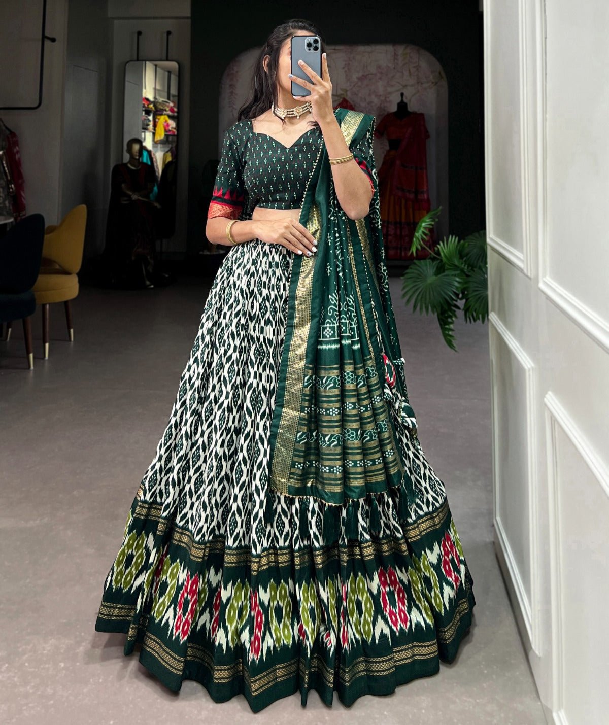 GREEN REDIANT IKKAT LEHNGA