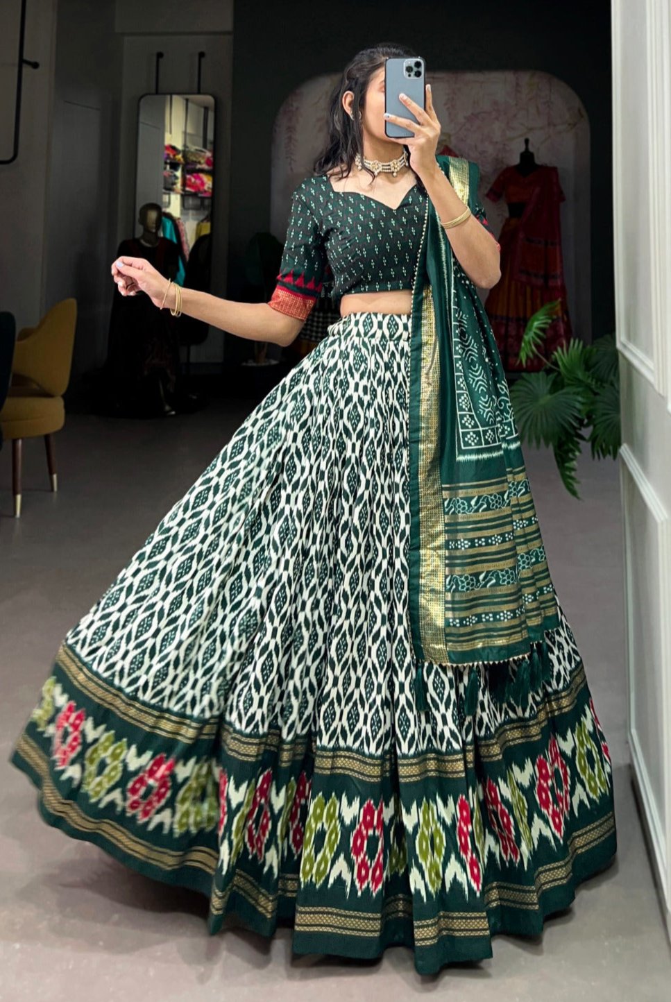 GREEN REDIANT IKKAT LEHNGA