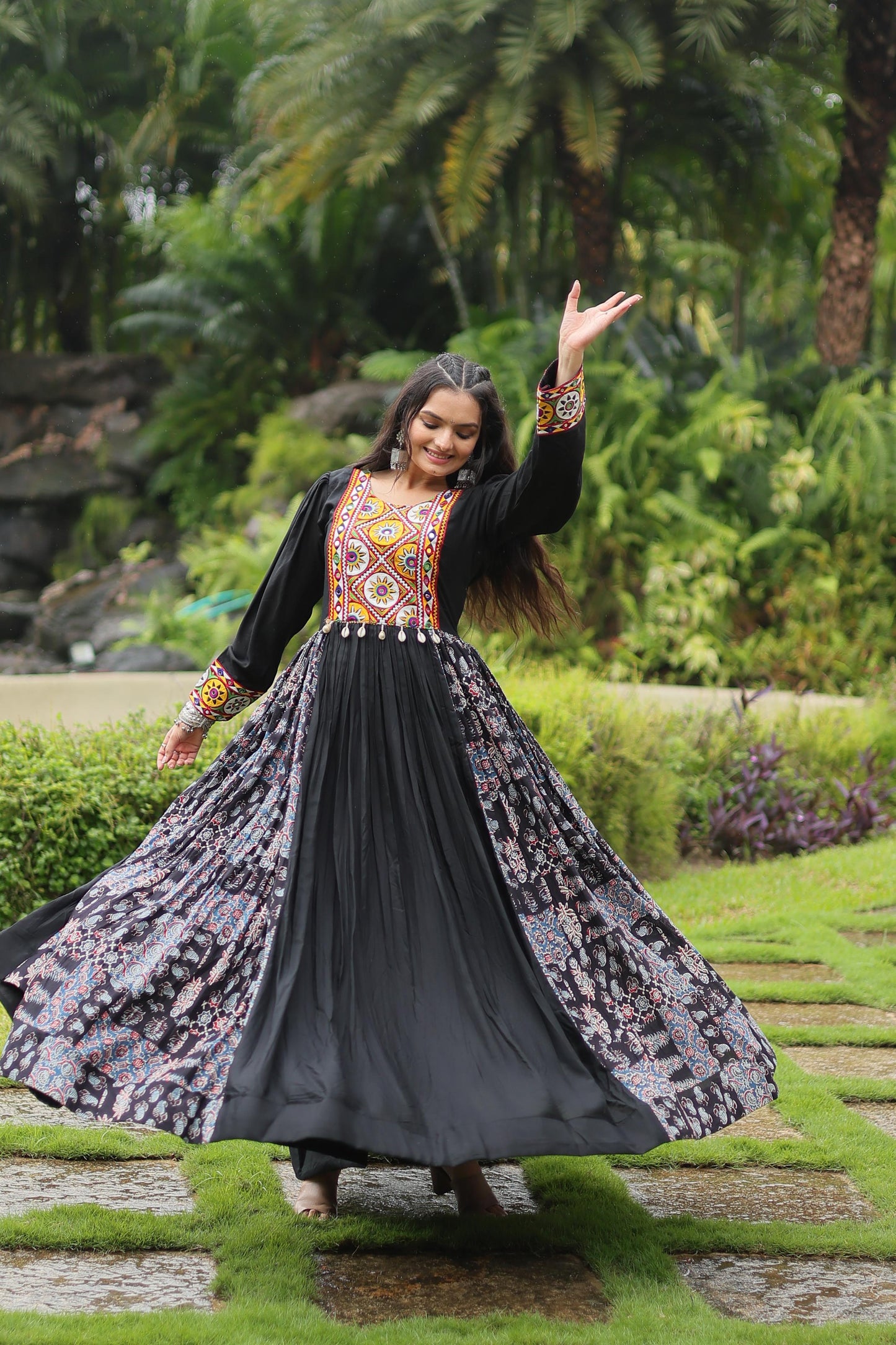 KATCHI BLACK GOWN ANARKALI