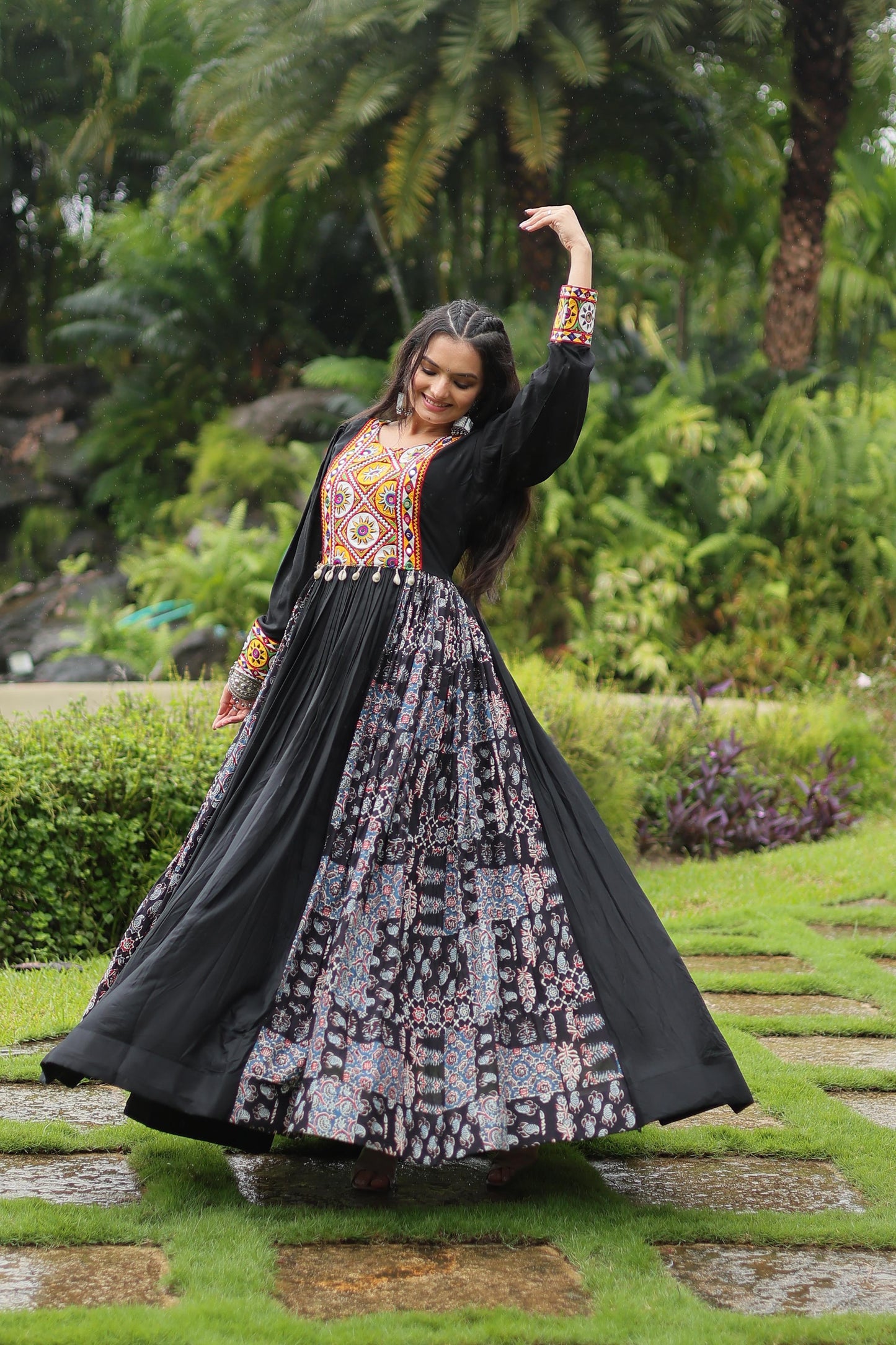 KATCHI BLACK GOWN ANARKALI