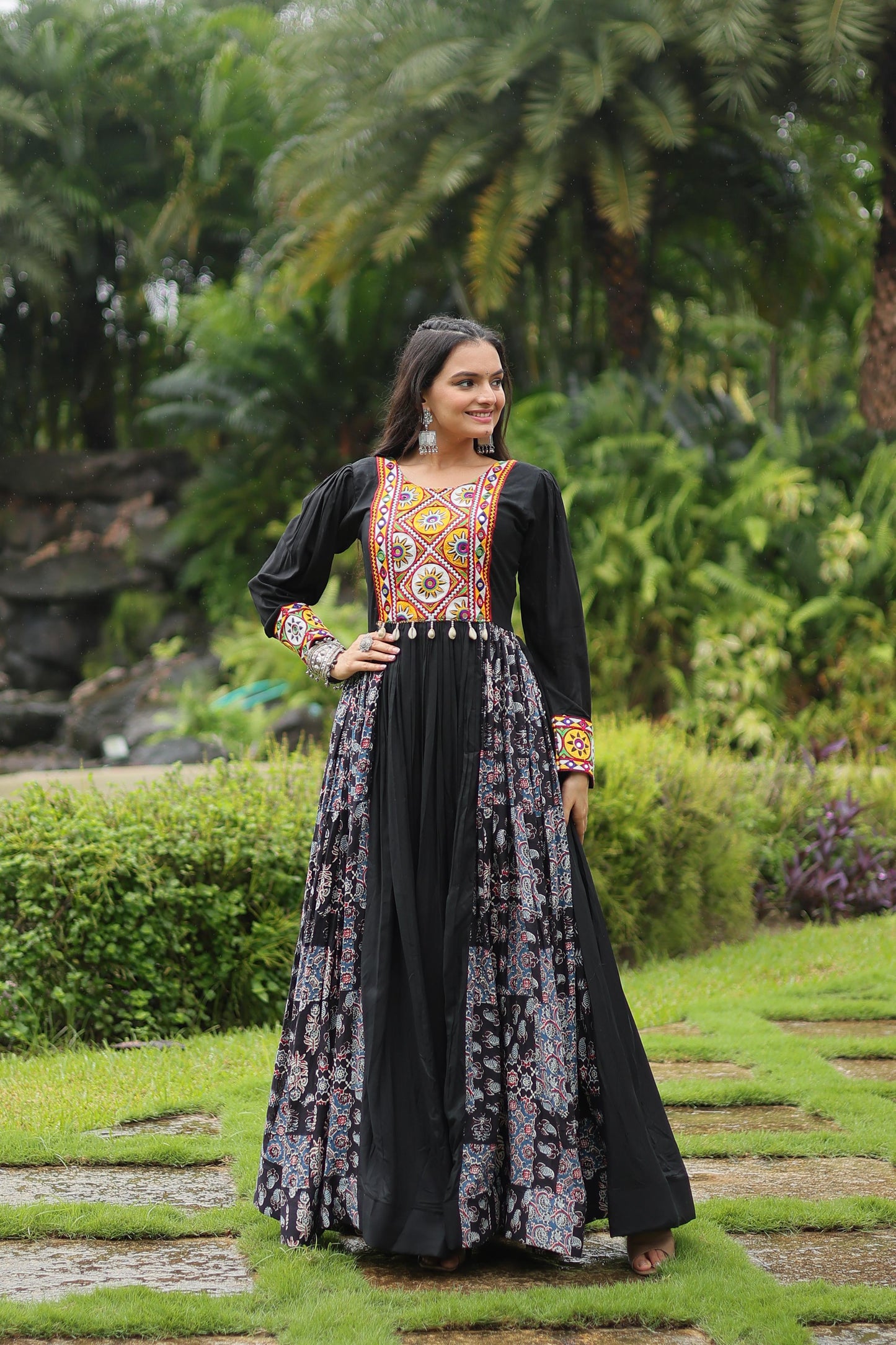 KATCHI BLACK GOWN ANARKALI