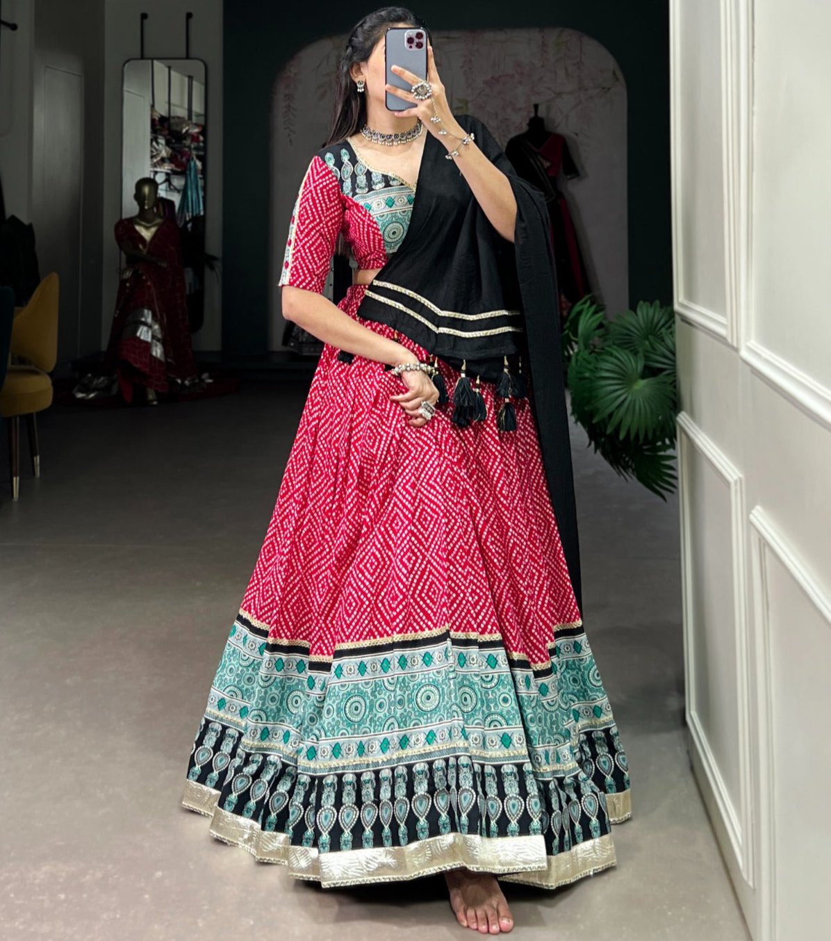 PINK BANDHNI PRINT LEHENGA
