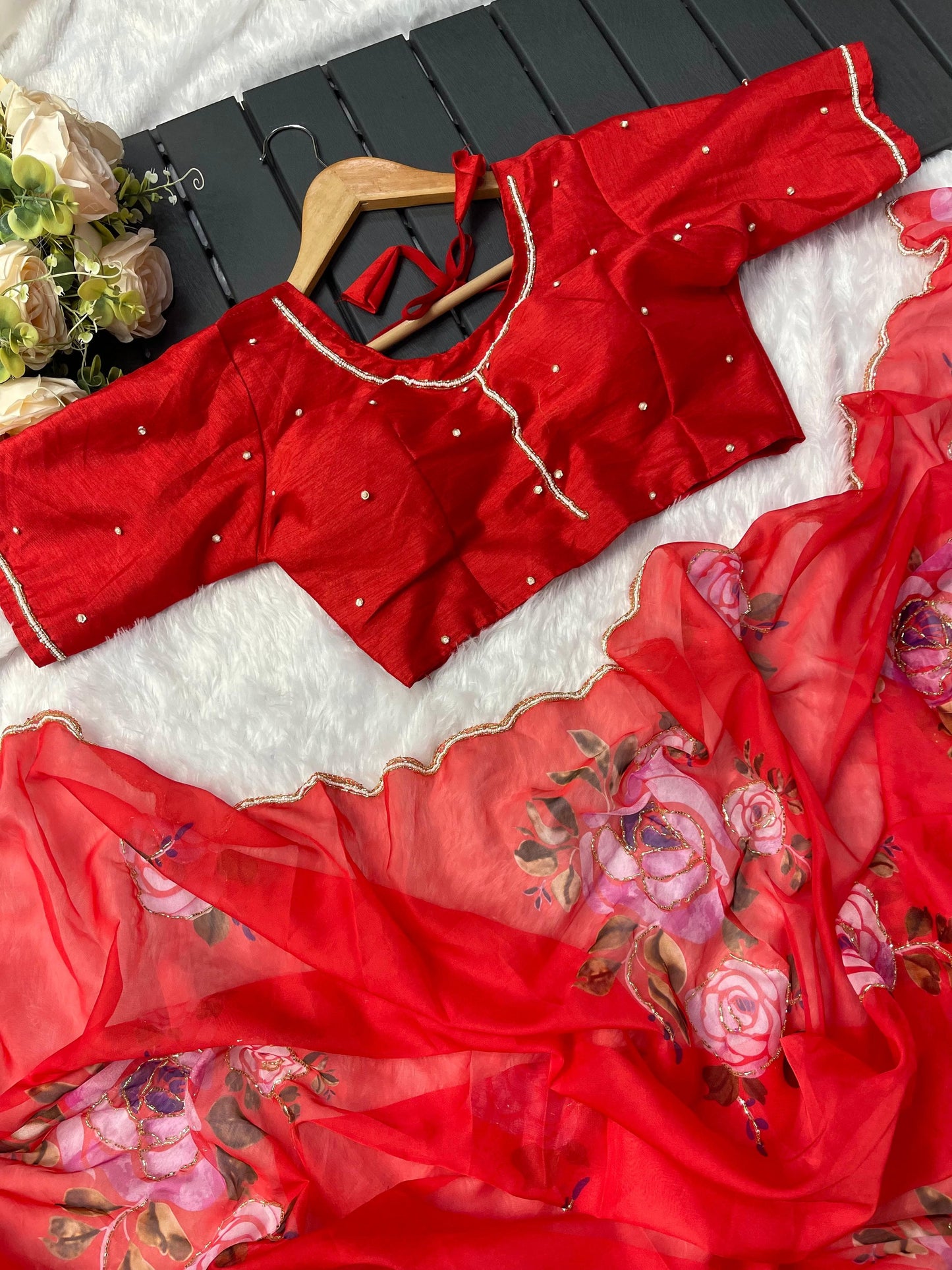 Red Floral print Organza Silk With unstiched Blouse Saree