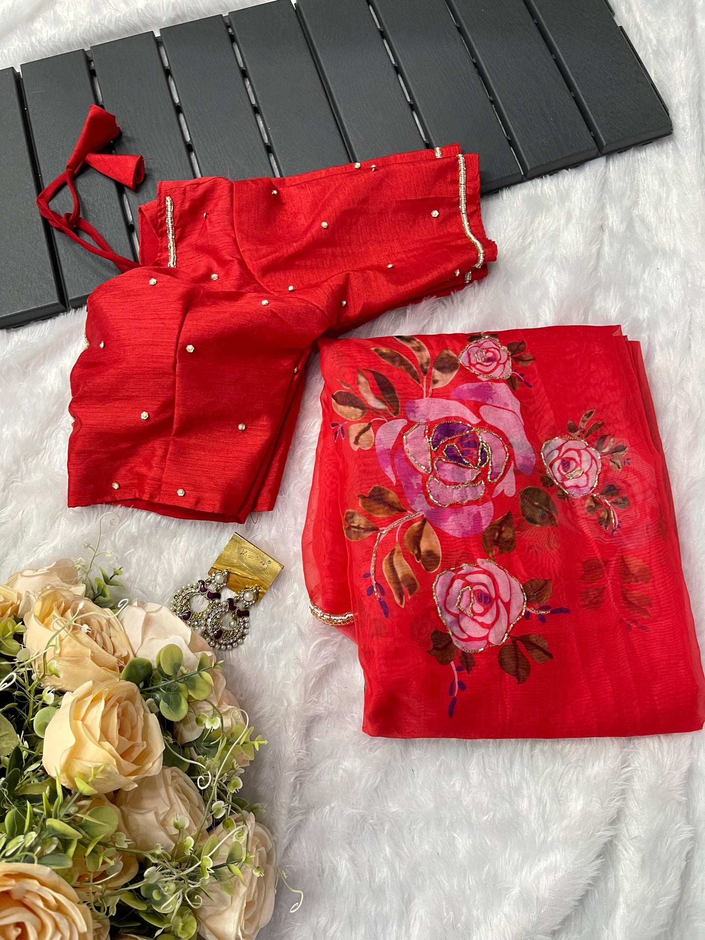 Red Floral print Organza Silk With unstiched Blouse Saree