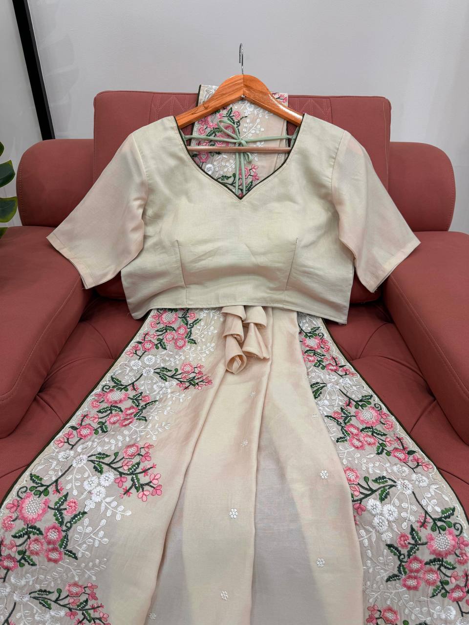 Off White Roman Silk With Thred Work Saree