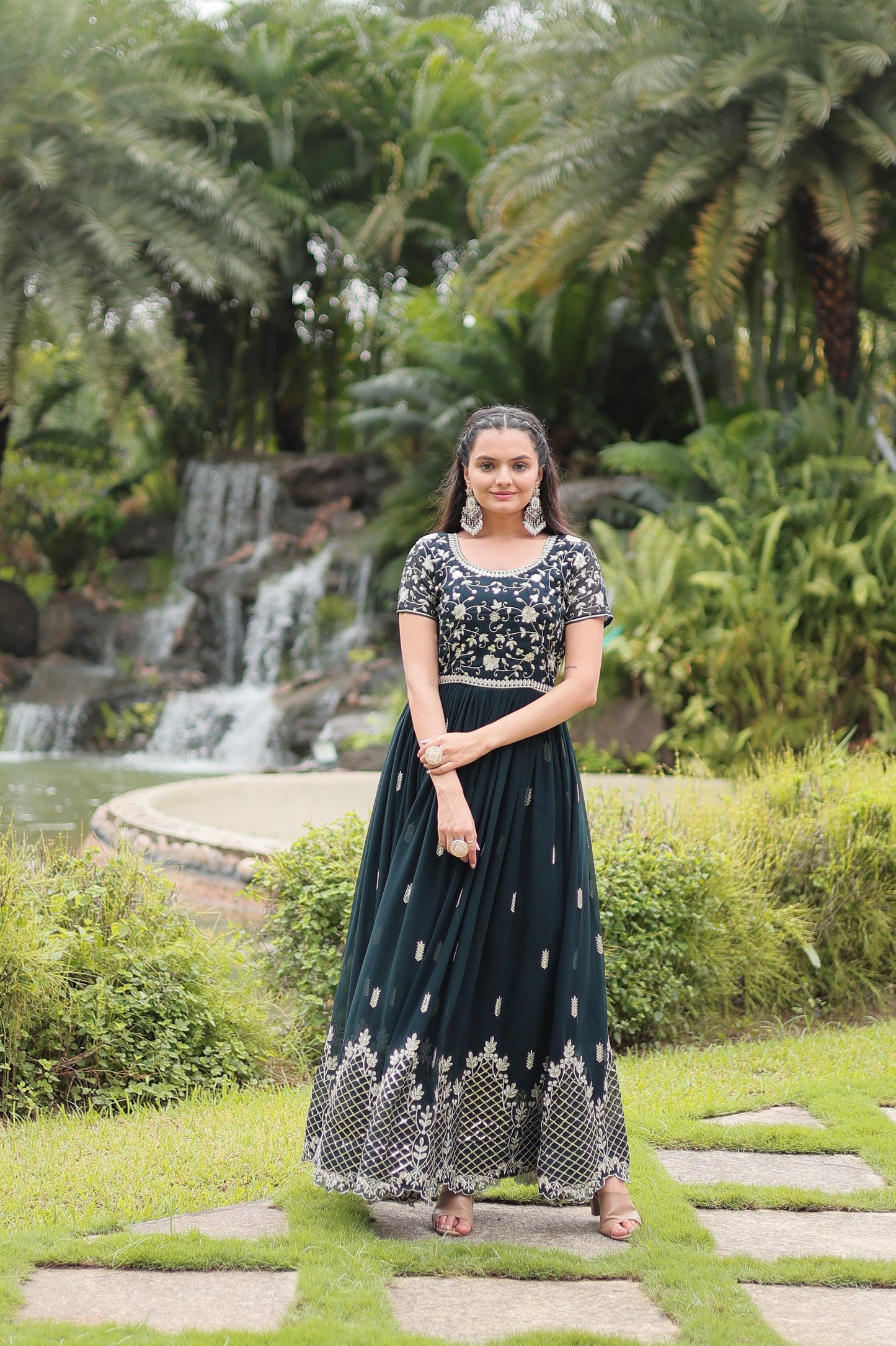 Beautiful Faux Blooming With Zari Sequins-work Gown