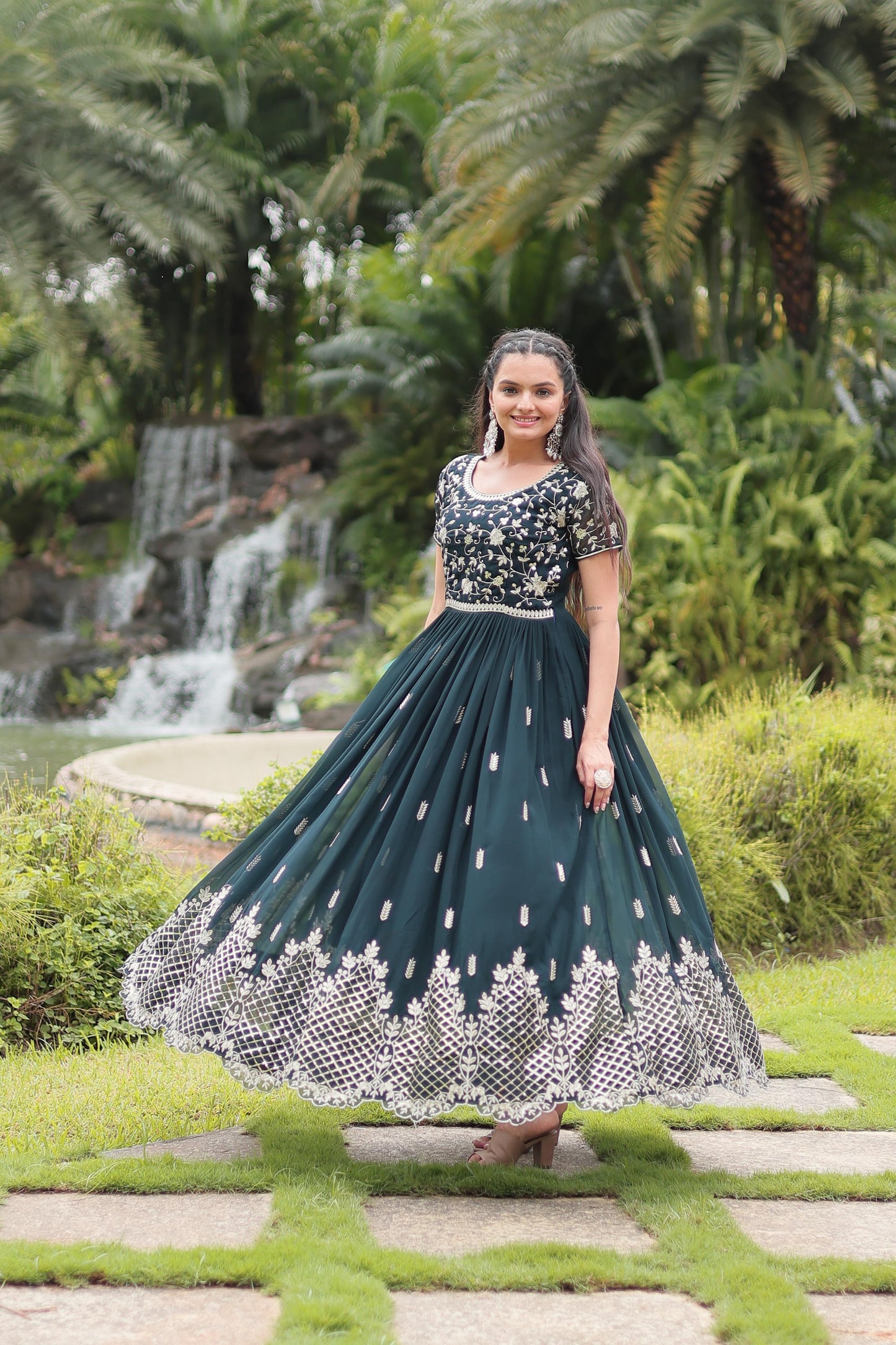Beautiful Faux Blooming With Zari Sequins-work Gown