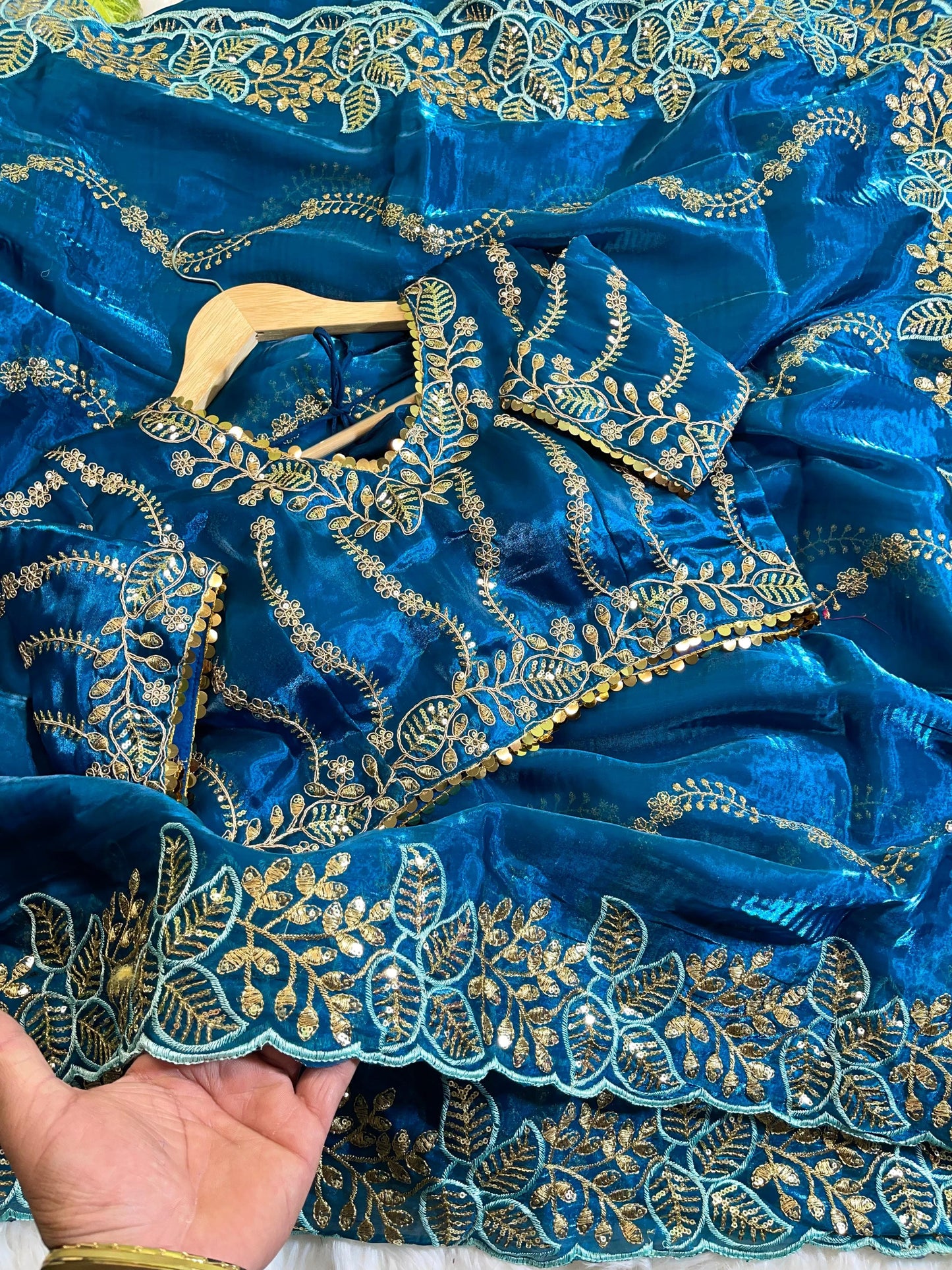Pure Zimmy Choo Silk With Embroidery Work Saree
