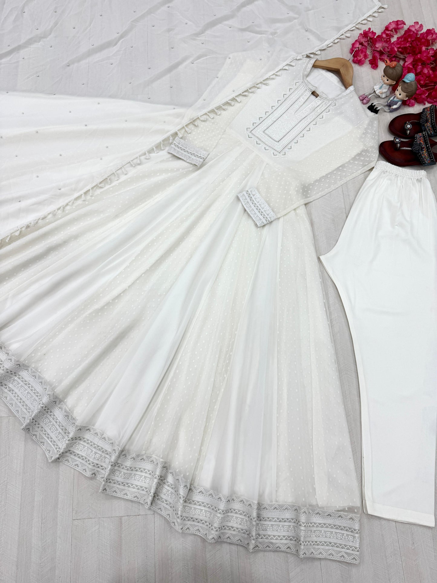 White Faux Georgette 1000 Buti With Embroidery Work 3pc Kurta Set