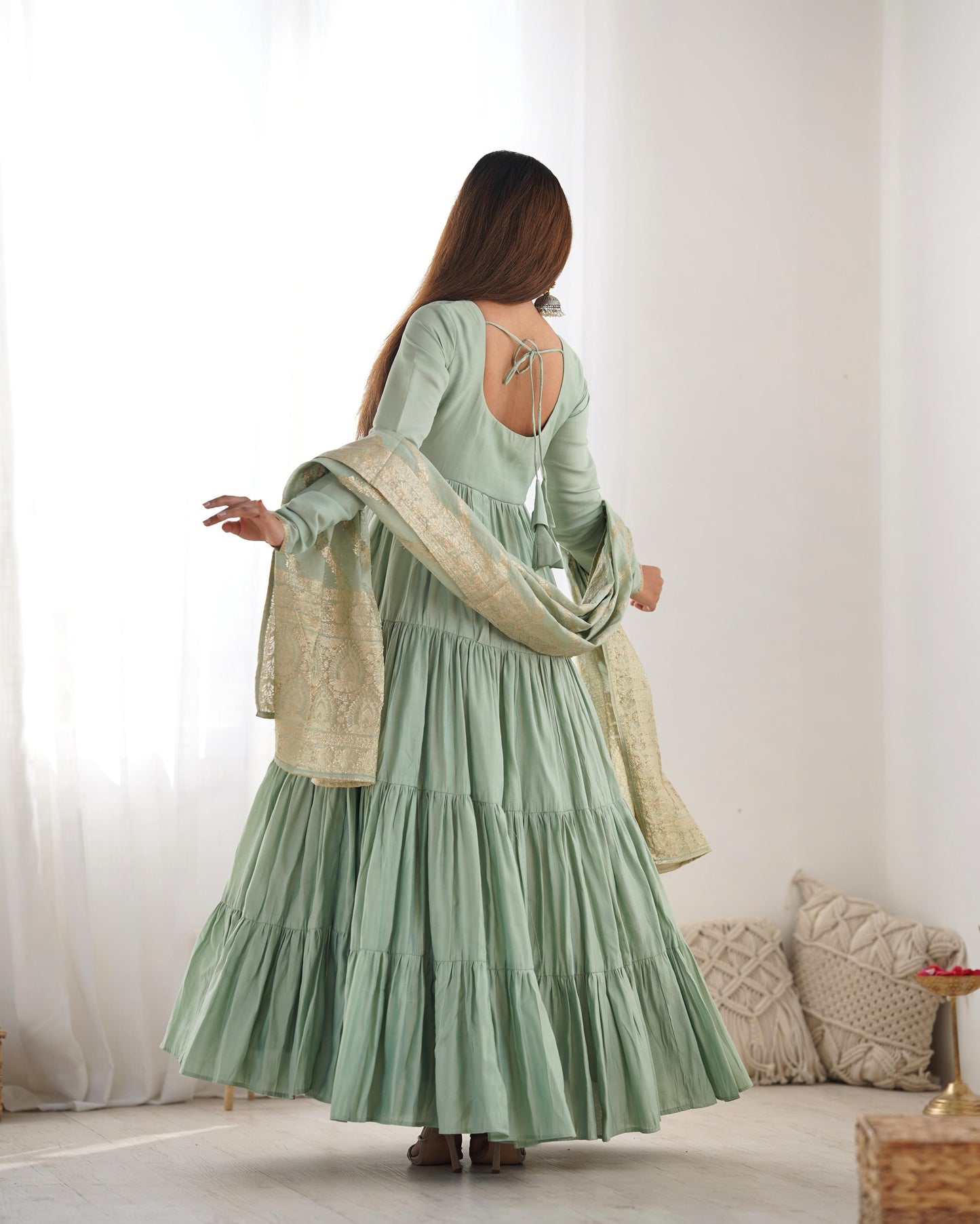 Pista Heavy Romansilk Chanderi With Yoke Lace 3pc Kurta Set