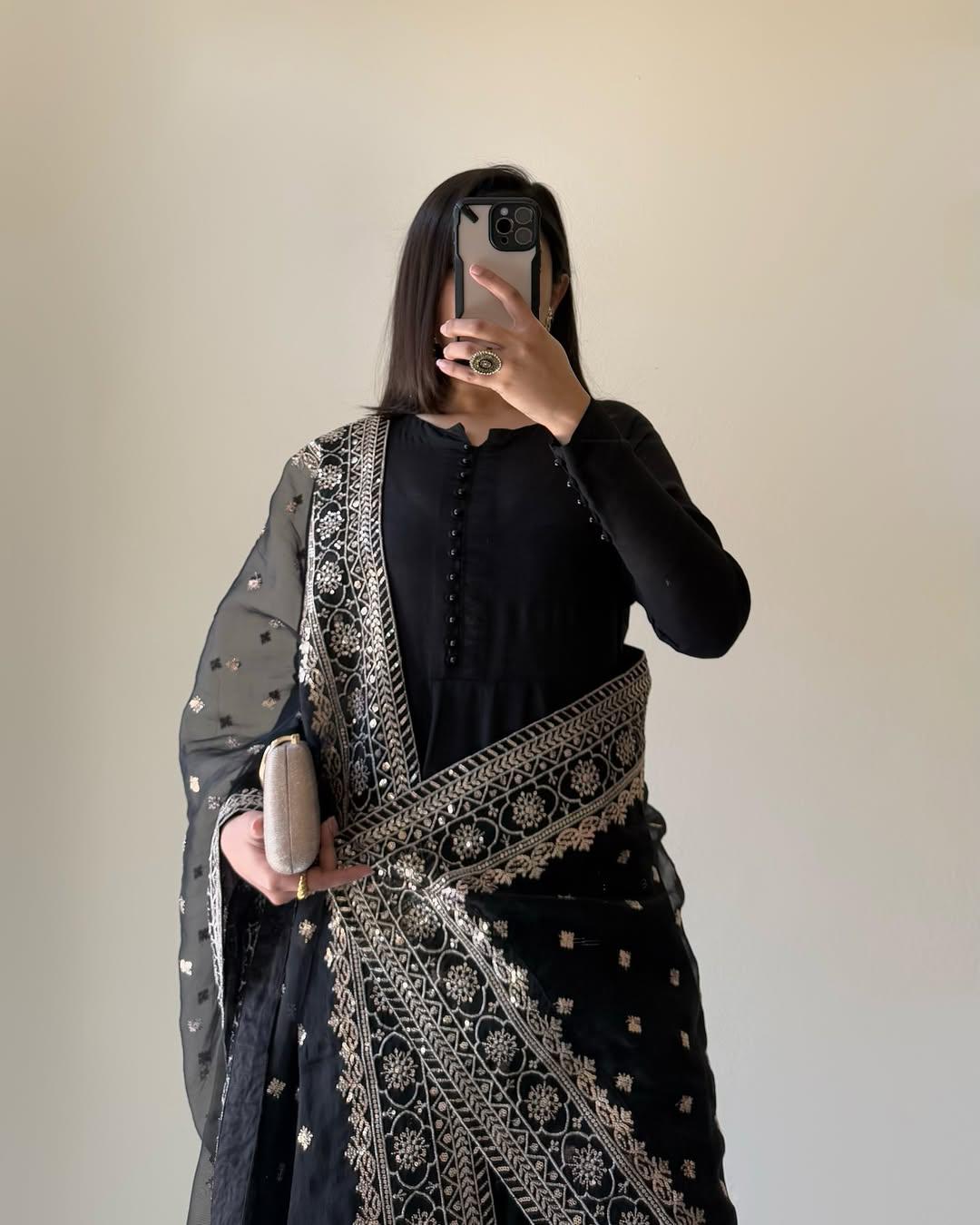 Black Fox Georgette Potli Button Work 3pc Kurta Set