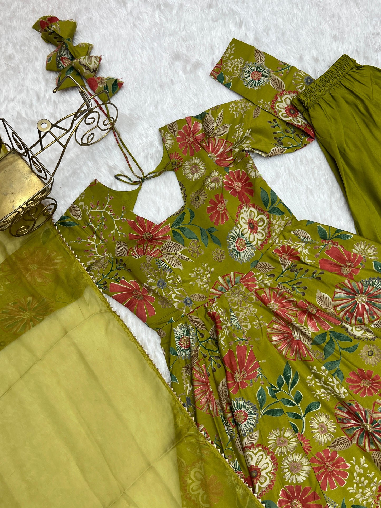 Mahendi Romansilk Chanderi with Discharge Print Kediya kurta Set