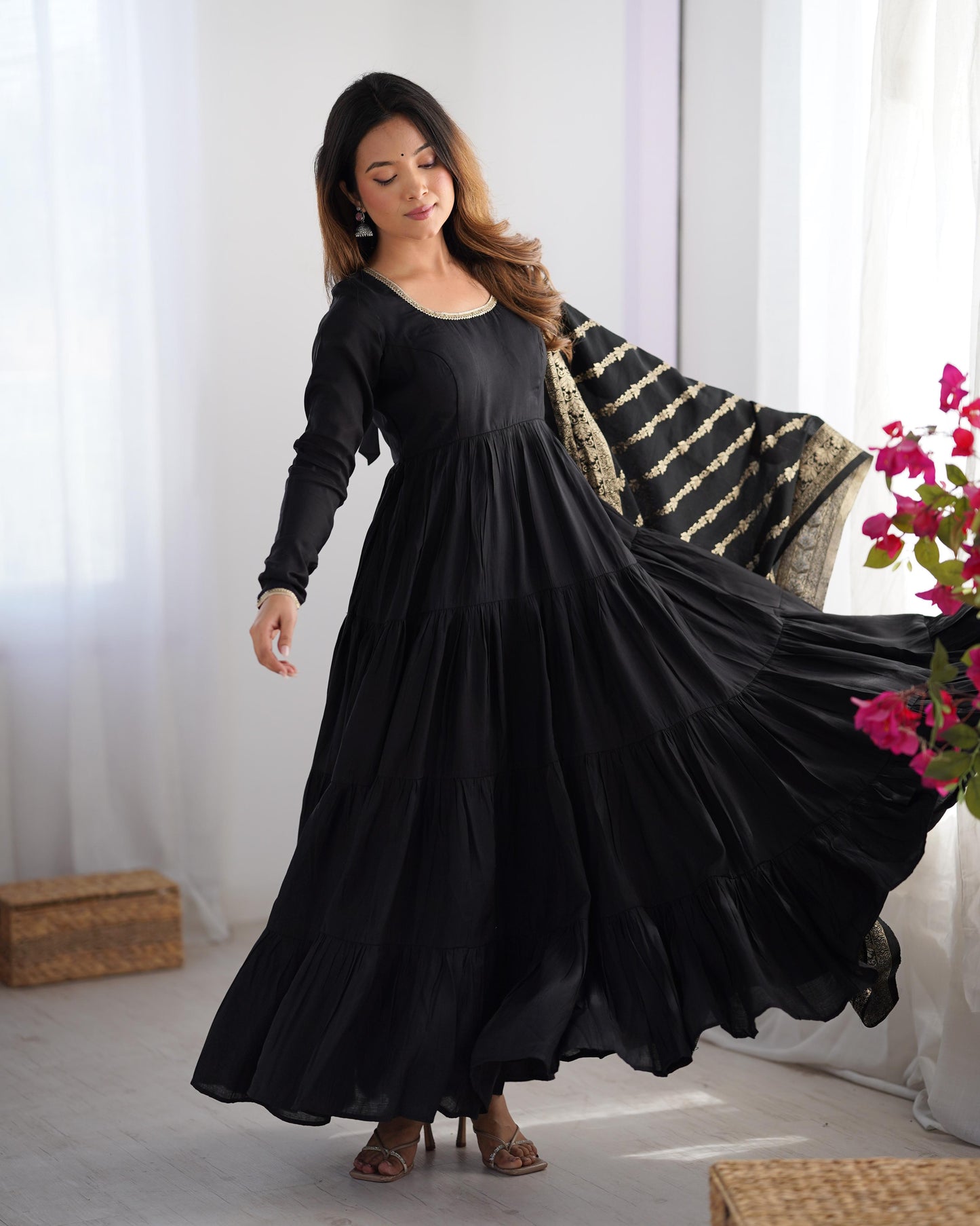 Black Heavy Romansilk Chanderi With Yoke Lace 3pc Kurta Set
