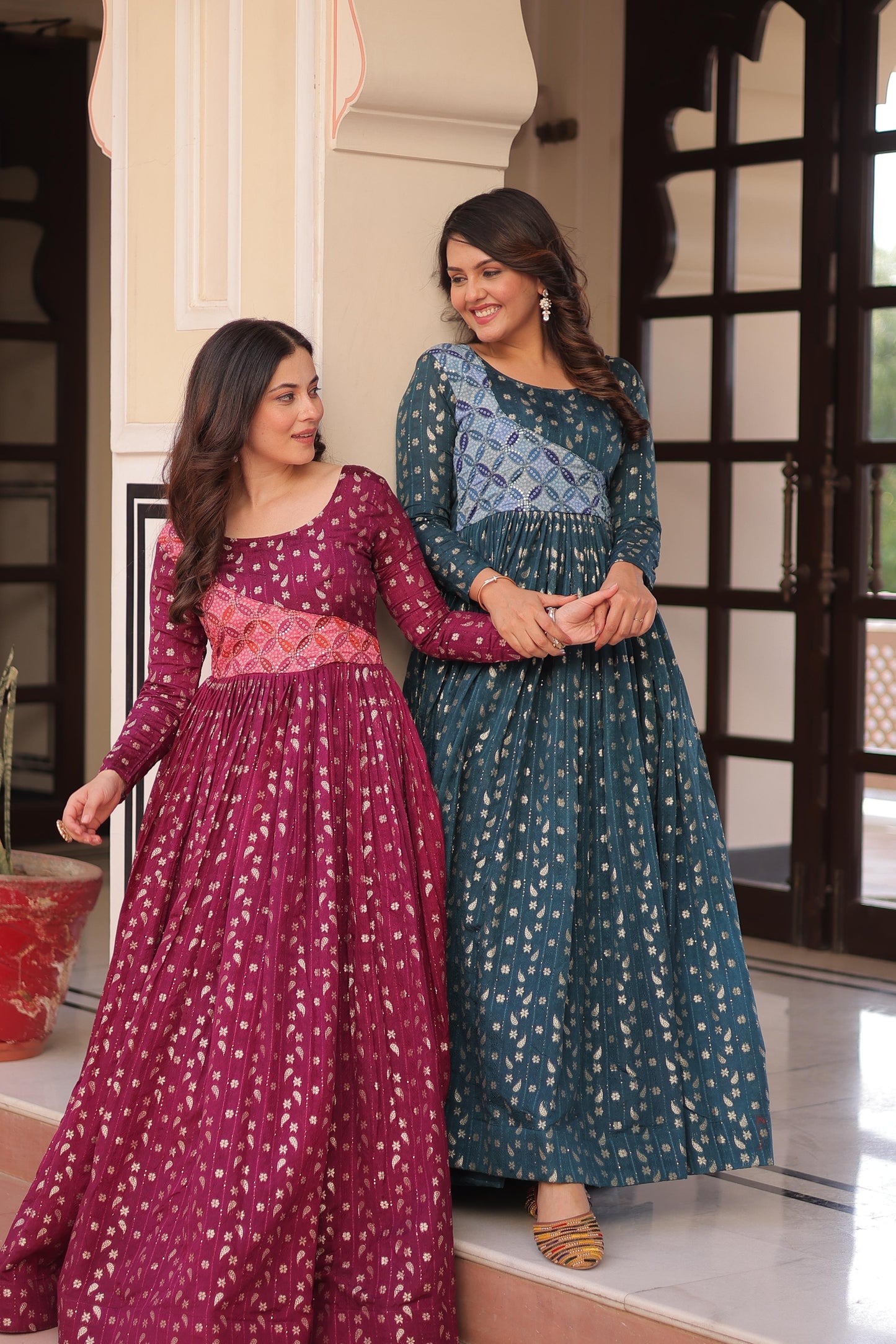 Position Print Choli with jacquard work Gown