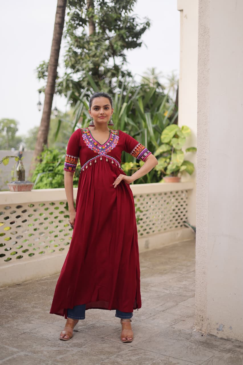 Black Reyon with Kutchi Gamthi work Kurti