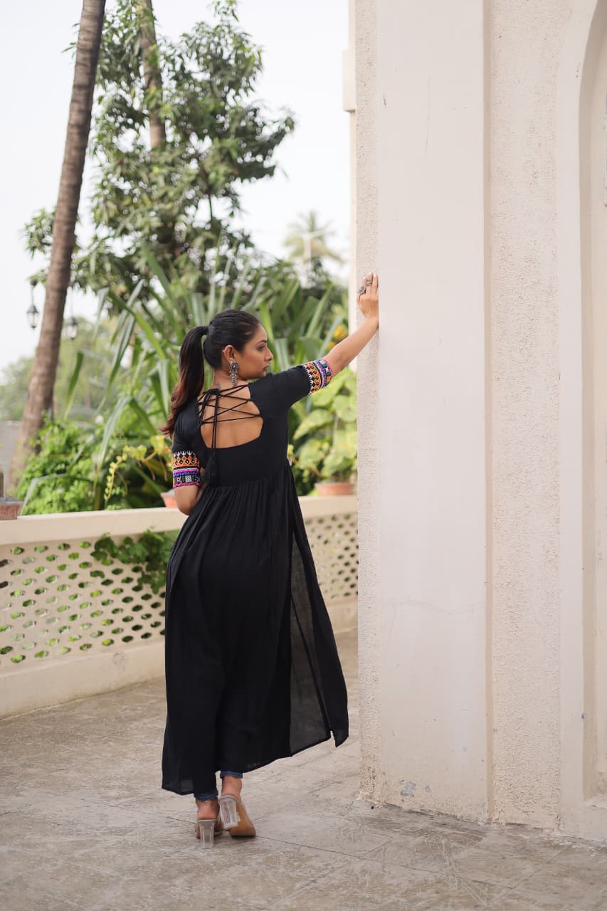 Black Reyon with Kutchi Gamthi work Kurti