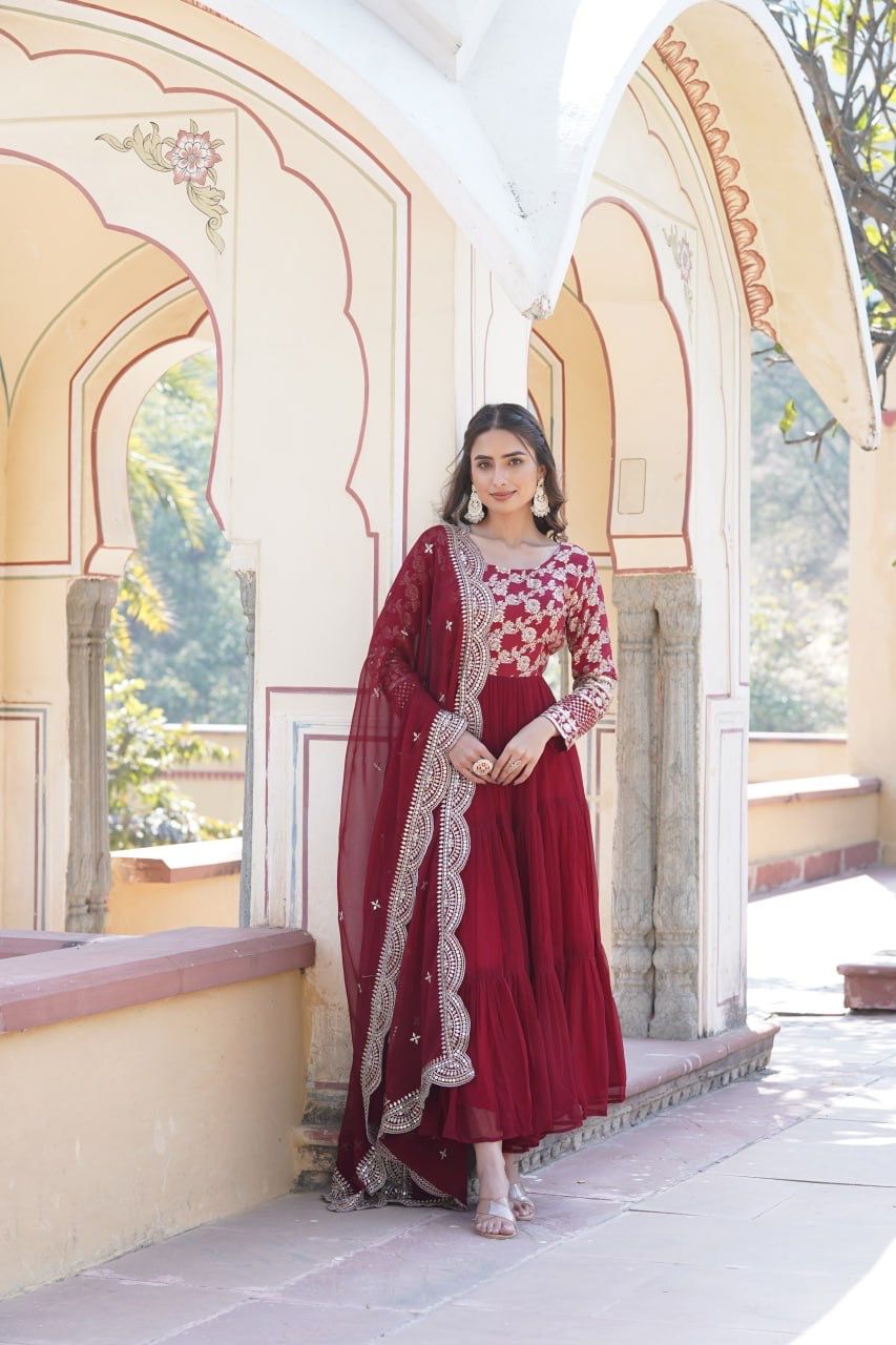 EMPRESS PURPLE JACQUARD VISCOSE WITH SOFT GEORGETTE ANARKALI GOWN WITTTH DUPATTA