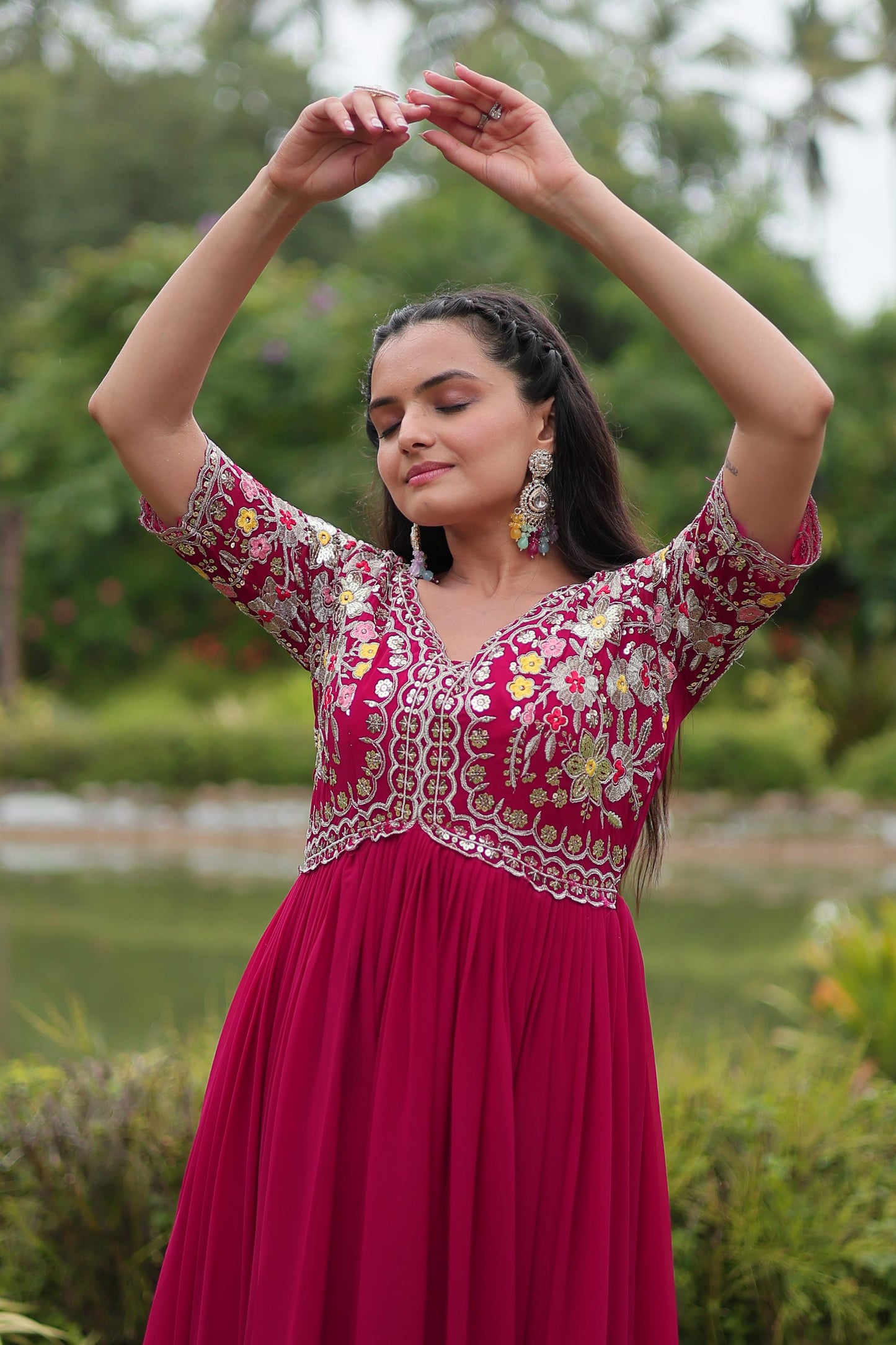 DAZZLING DIAMOND ZARI THREAD ANARKALI GOWN