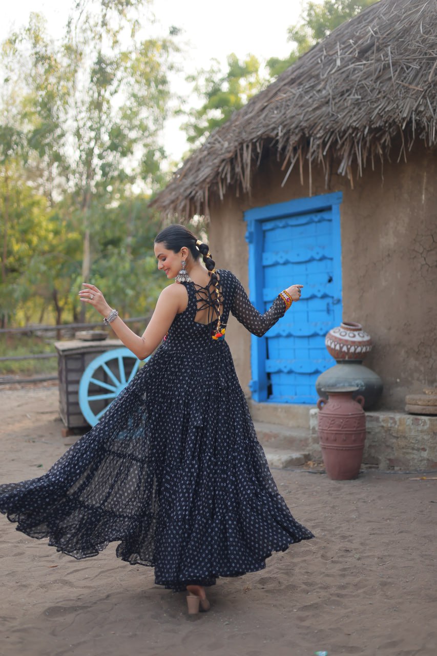 BLACK FANCY SLEEVED BANDHANI GOWN