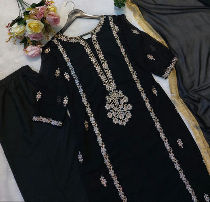 Black Color Georgette With Heavy Embroidery Work 3pc Kurti Set