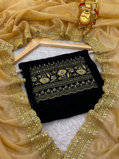 Golden Glimmer in Velvet Drape