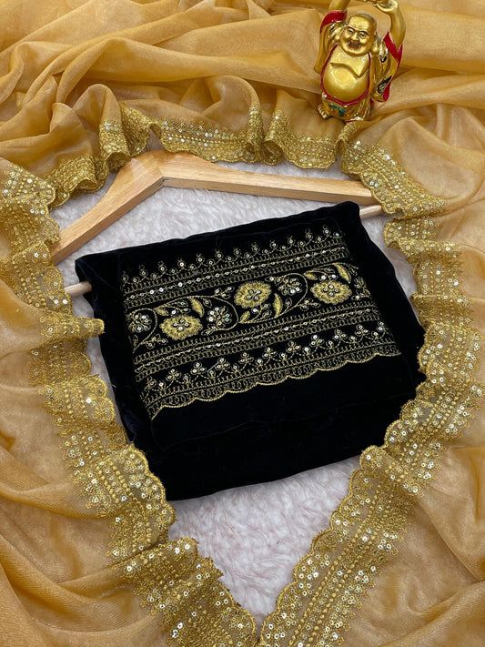 Golden Glimmer in Velvet Drape