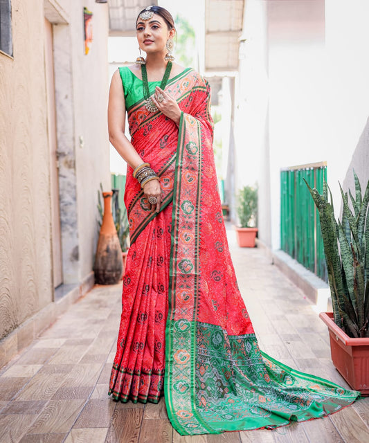 RED & GREEN COLOR MEENAKARI  PATOLA WEAVING PETTERNS SAREE