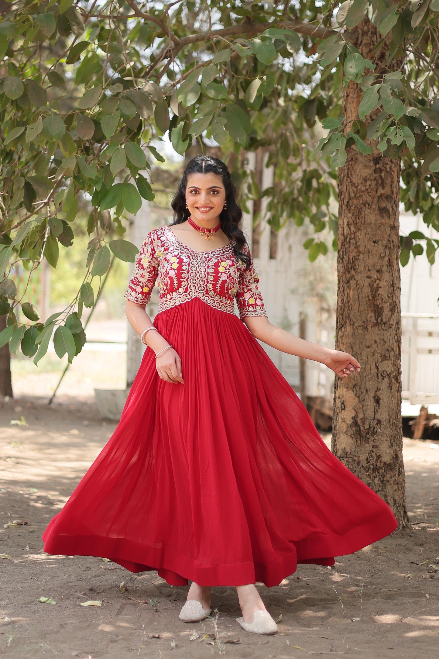 DAZZLING DIAMOND ZARI THREAD ANARKALI GOWN