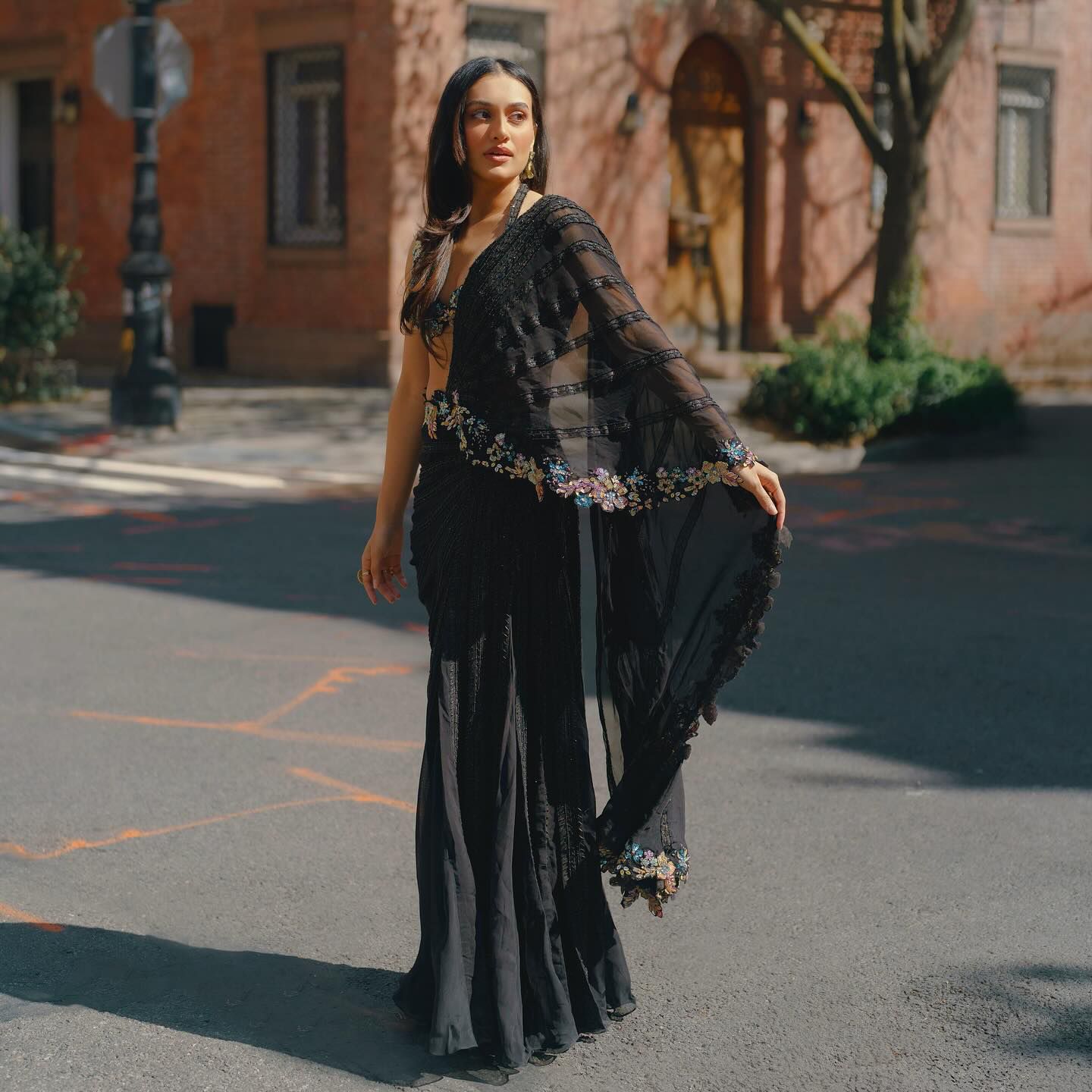 MAJESTIC BLACK DELICATE SPARKLING EFFECT  SAREE