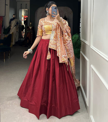 DRAMATIC LOOK IN COTTON LEHENGA