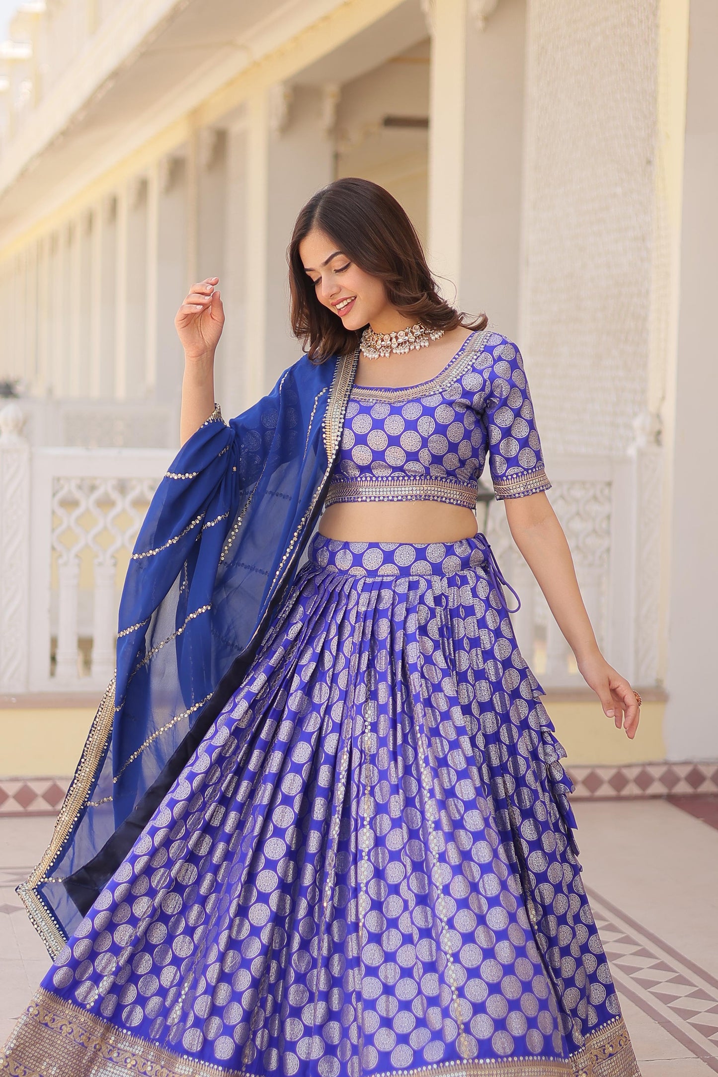 SPARKLING LEHNGA