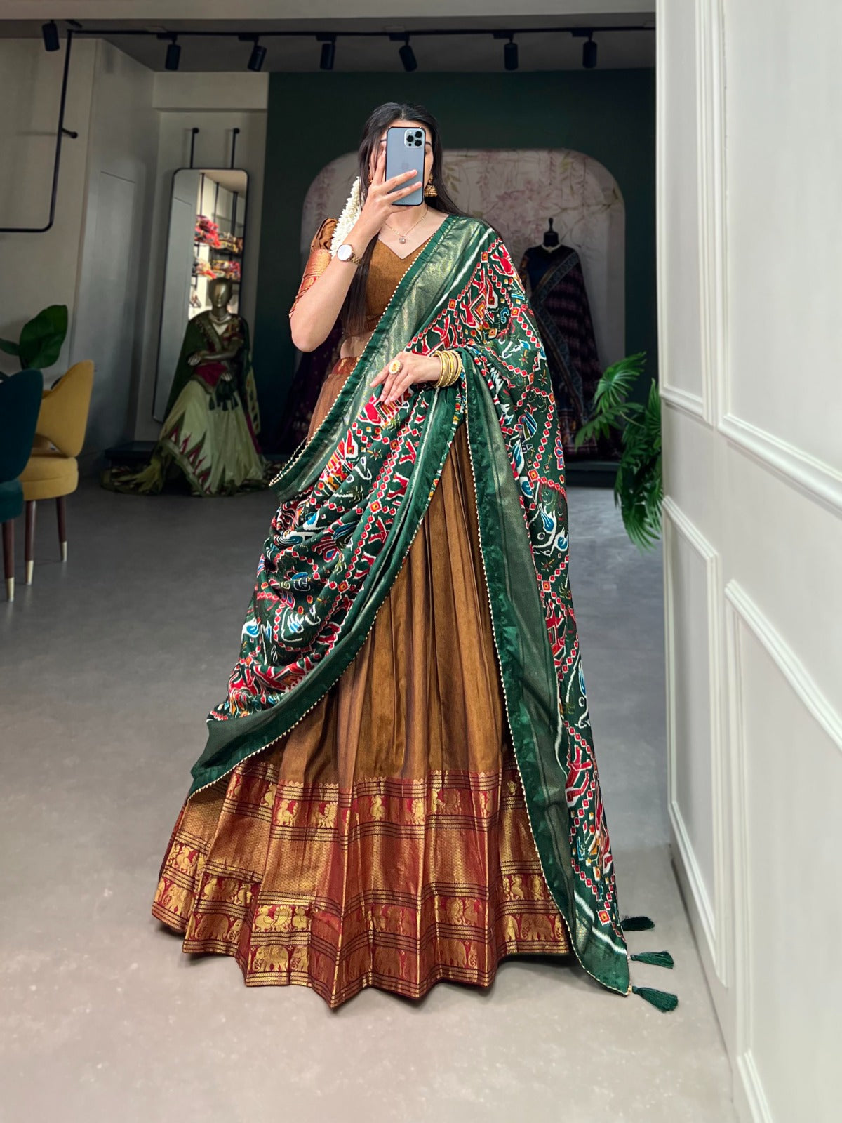 NARAYAN PET LEHENGA